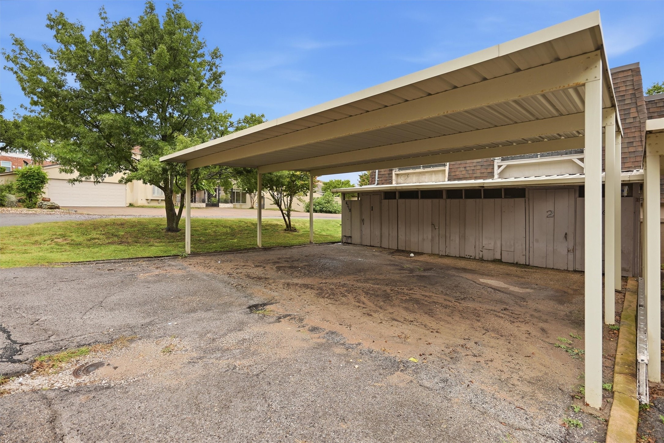 4318 Overlook Court