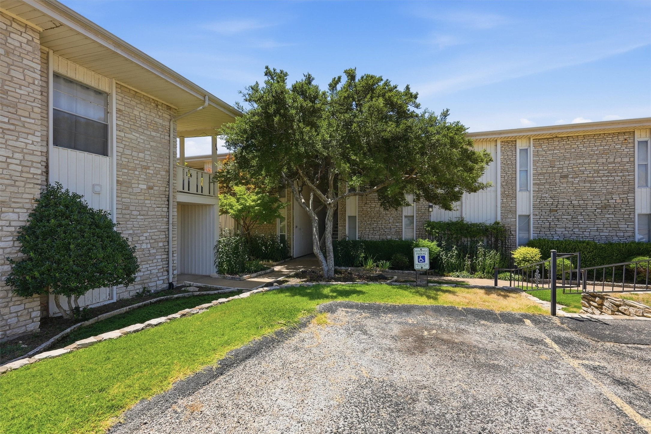 4211 Fairway Drive