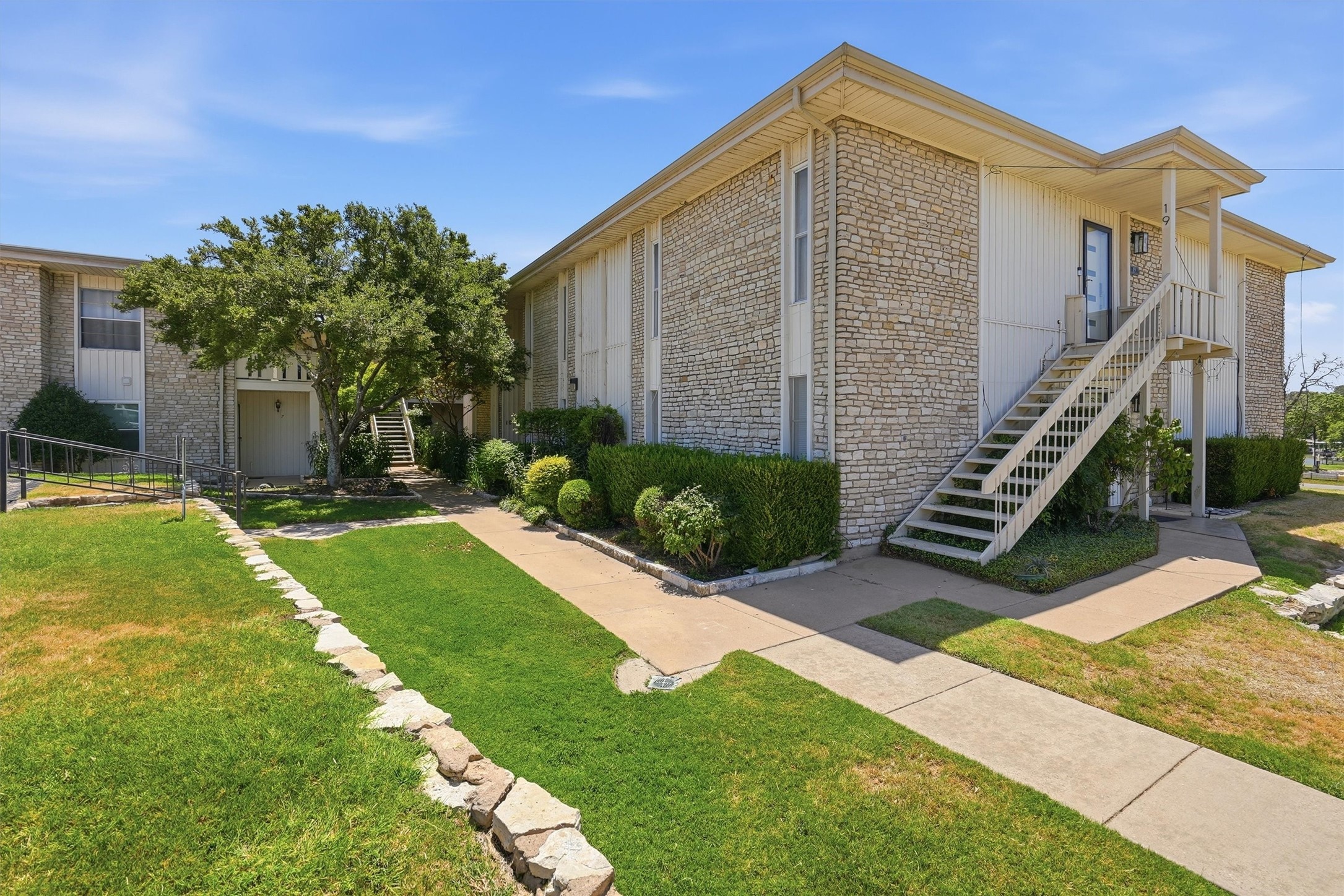 4211 Fairway Drive