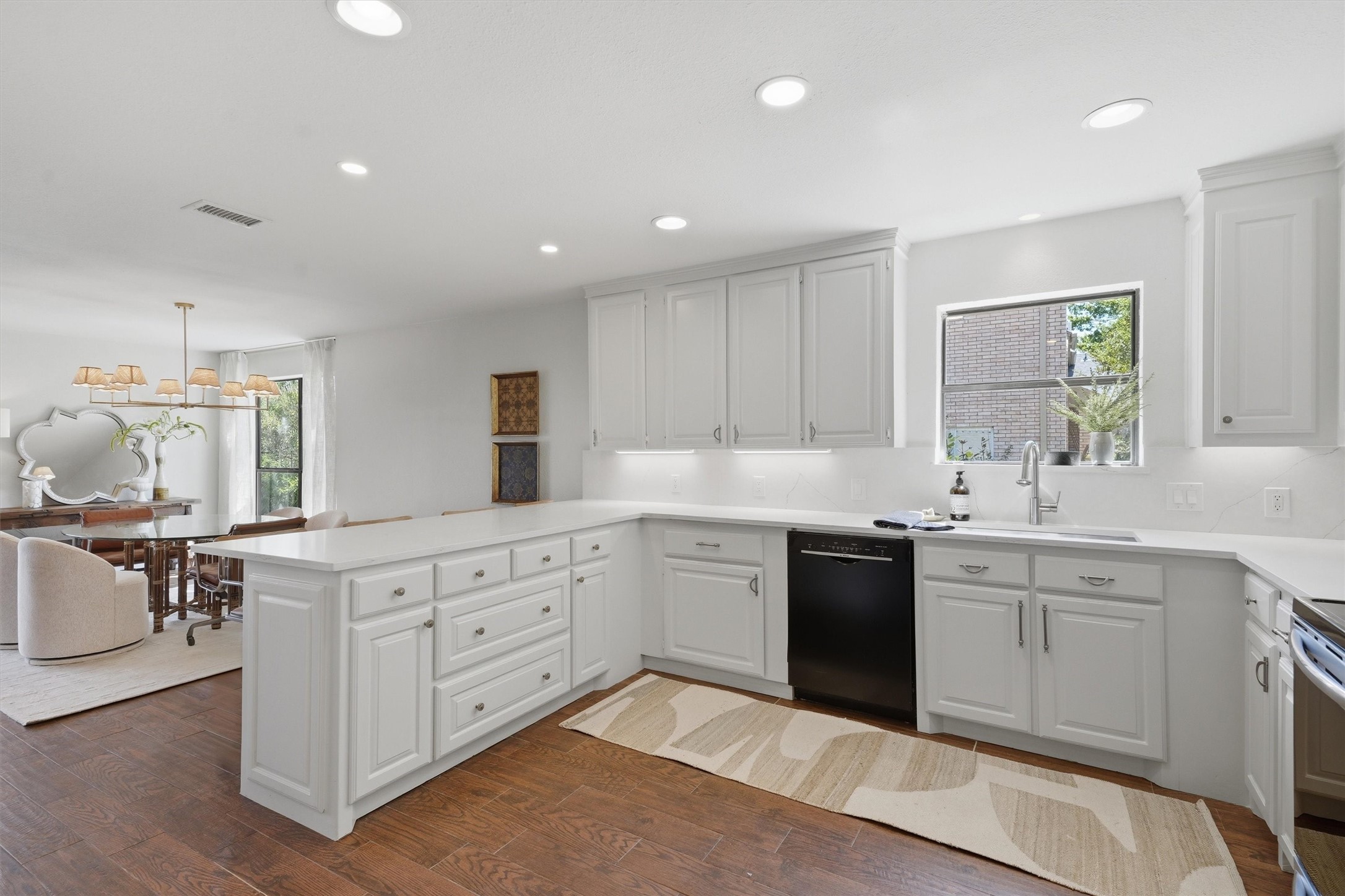 5123 Fairway Circle