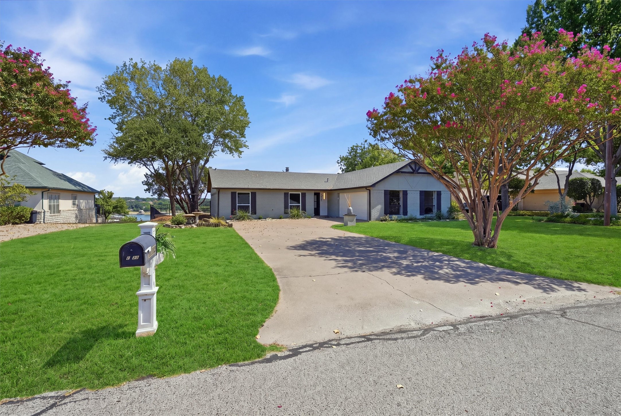 5123 Fairway Circle