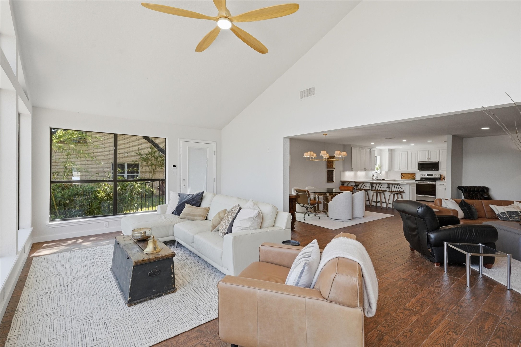 5123 Fairway Circle