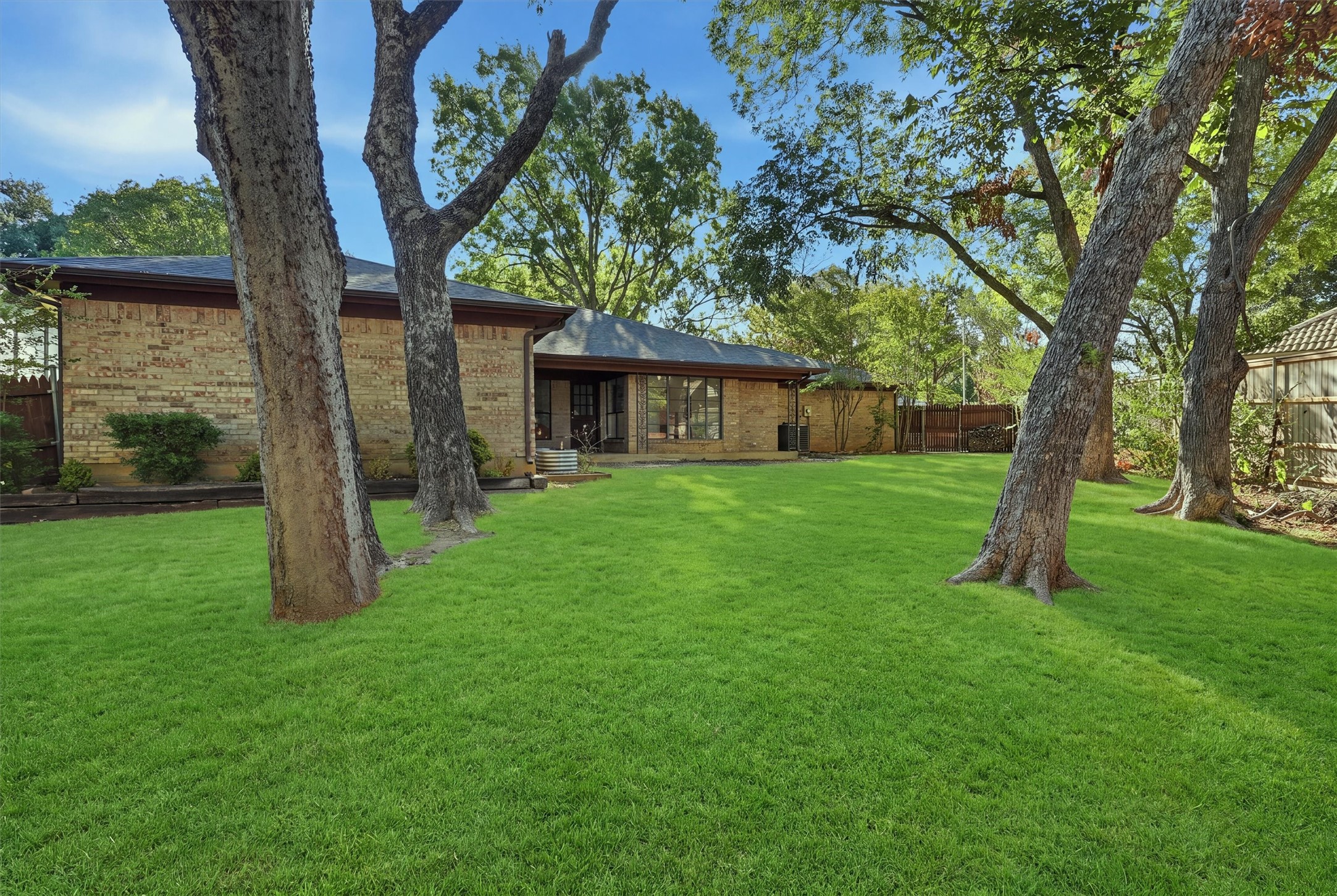 6437 Suncrest Court