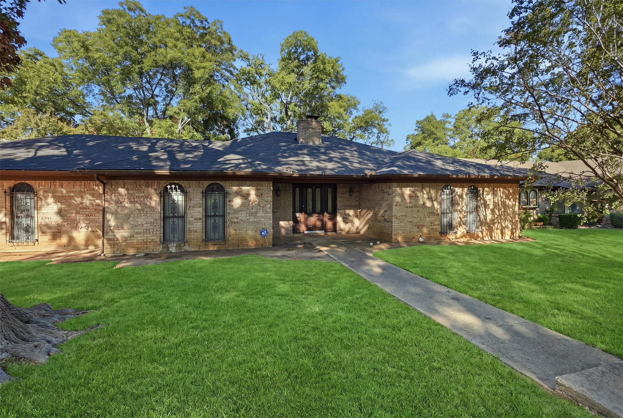 6437 Suncrest Court