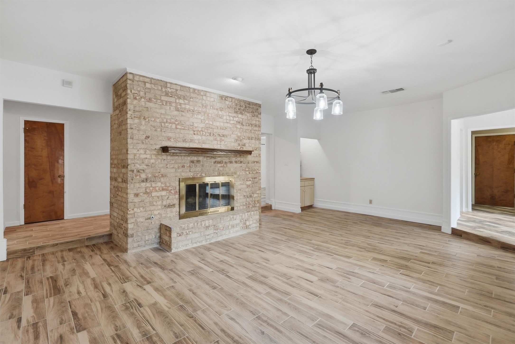 6437 Suncrest Court