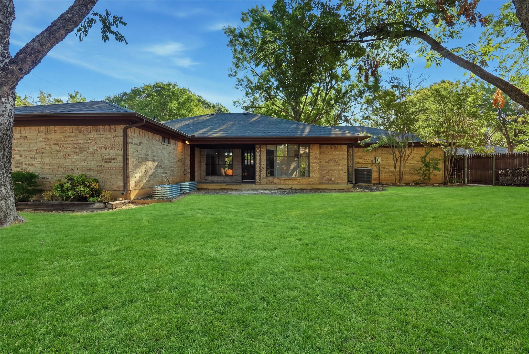 6437 Suncrest Court