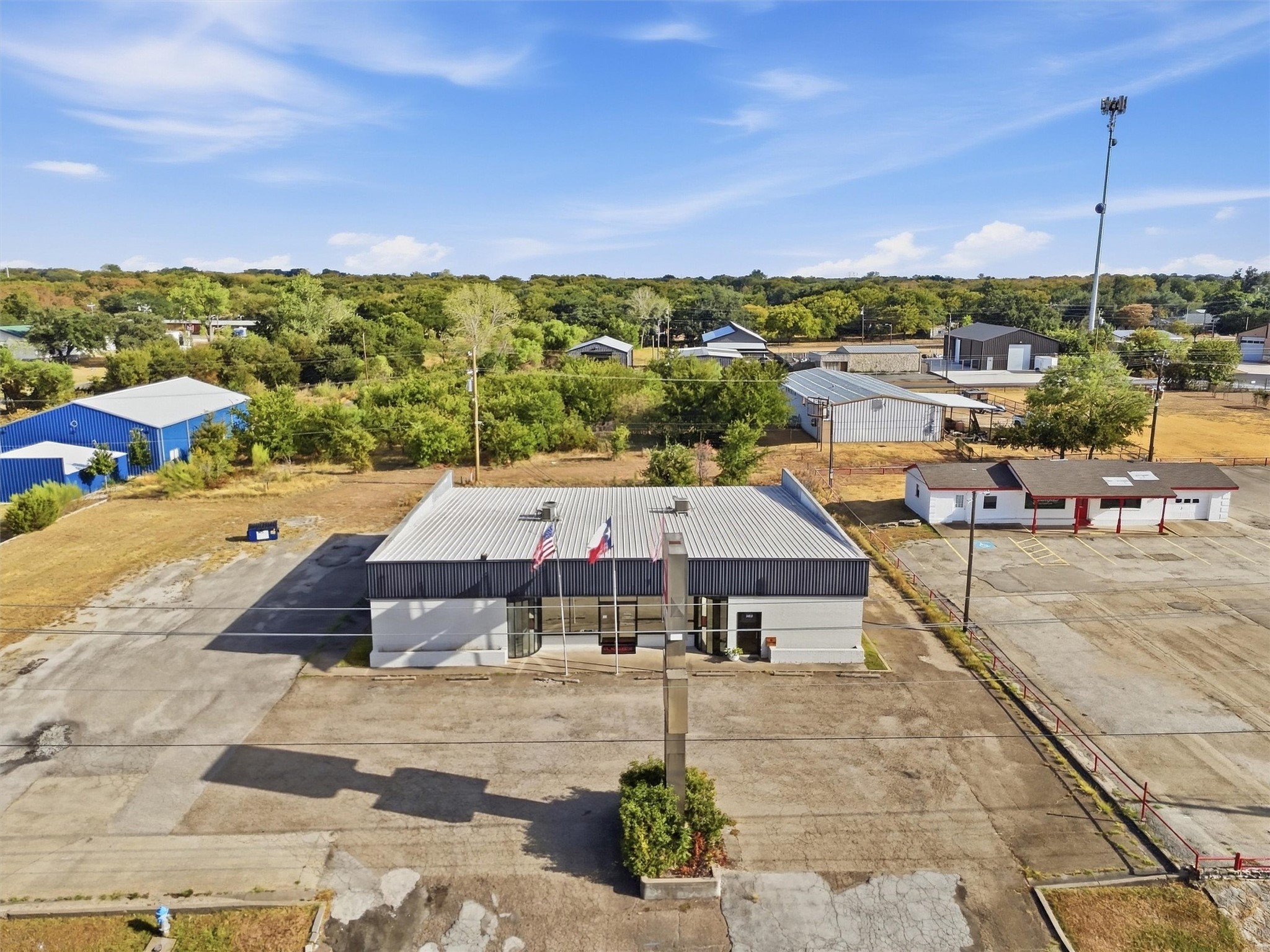 3405 E Highway 377