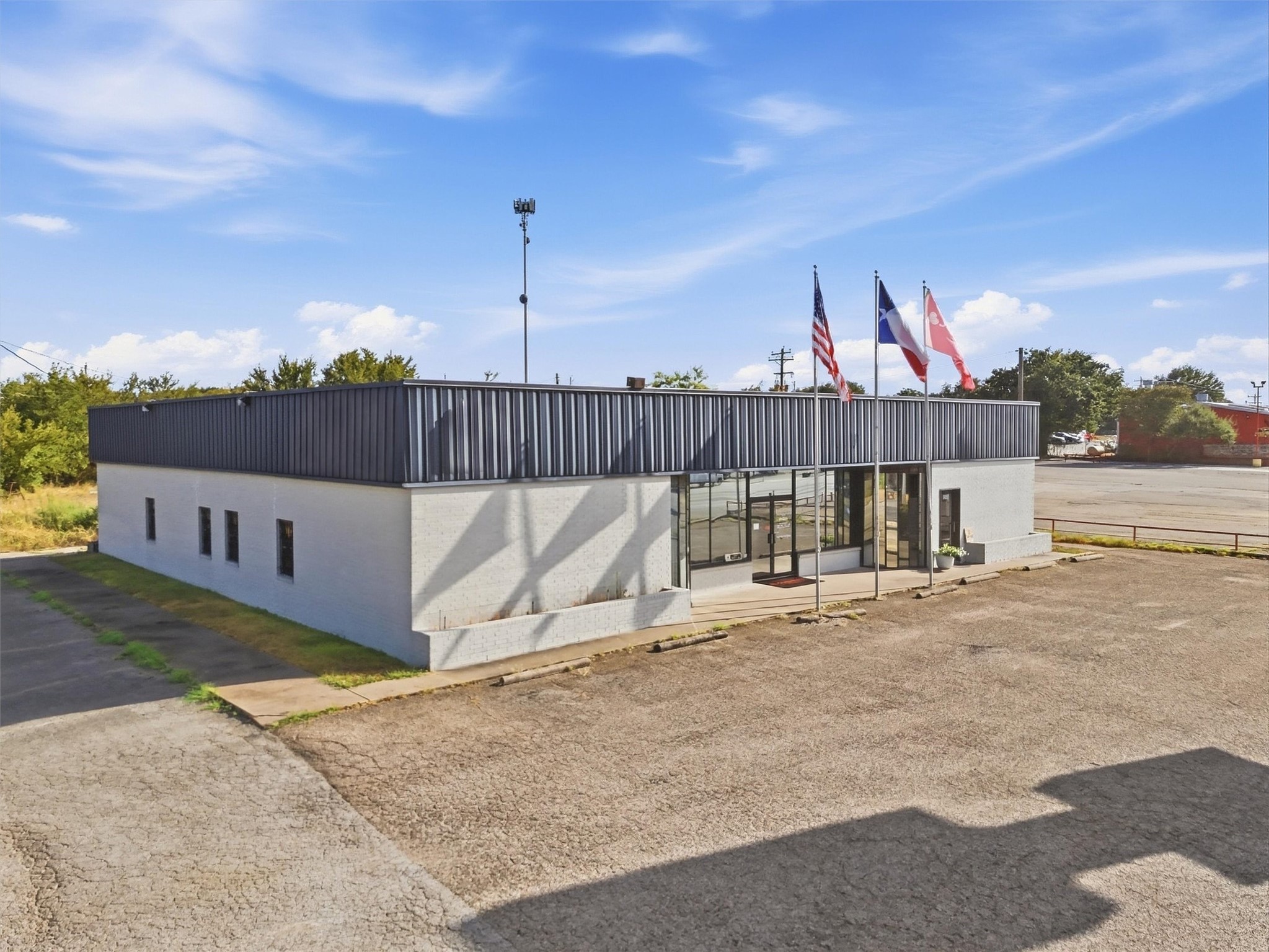 3405 E Highway 377