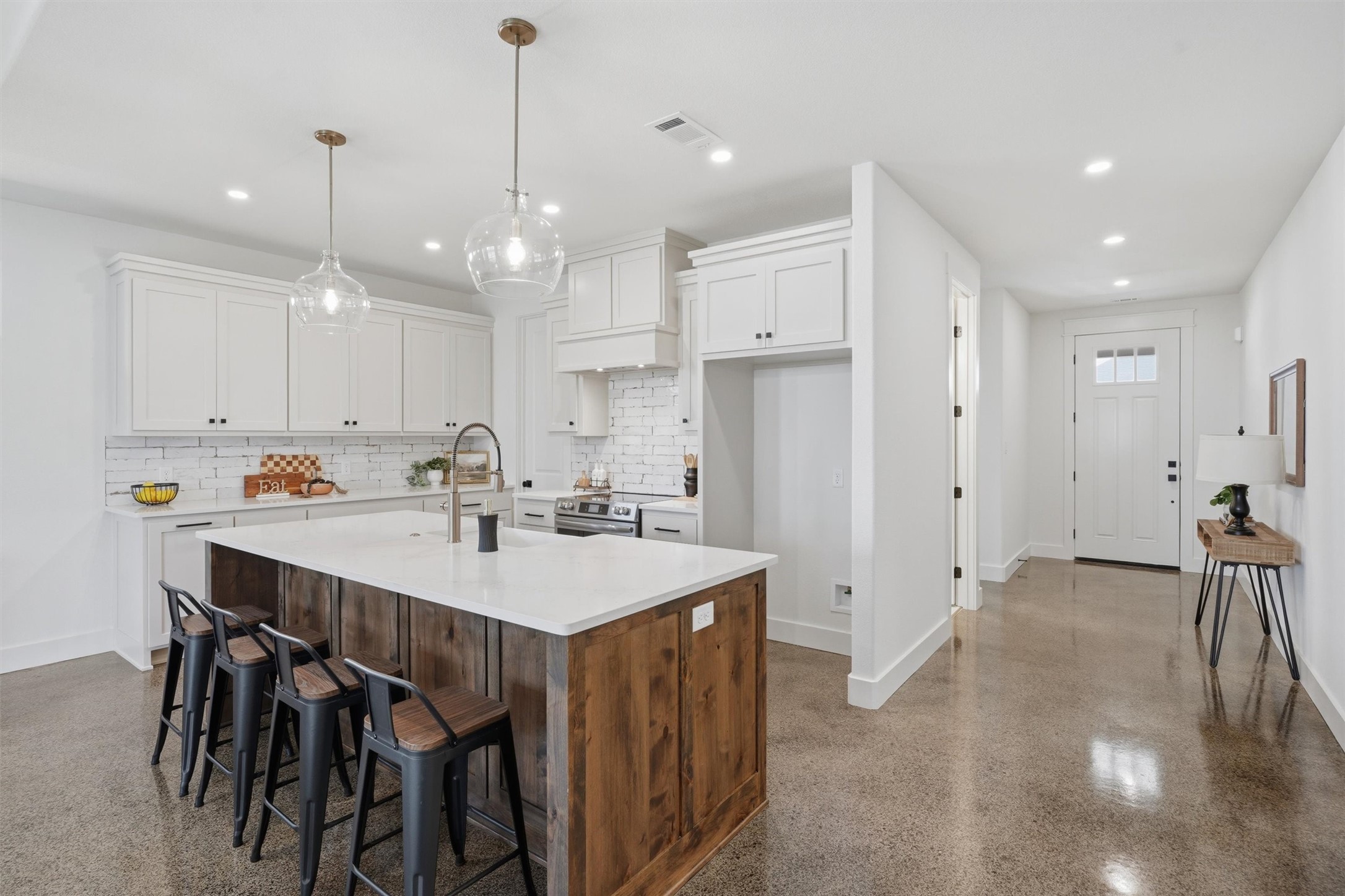 804 Lavender Court