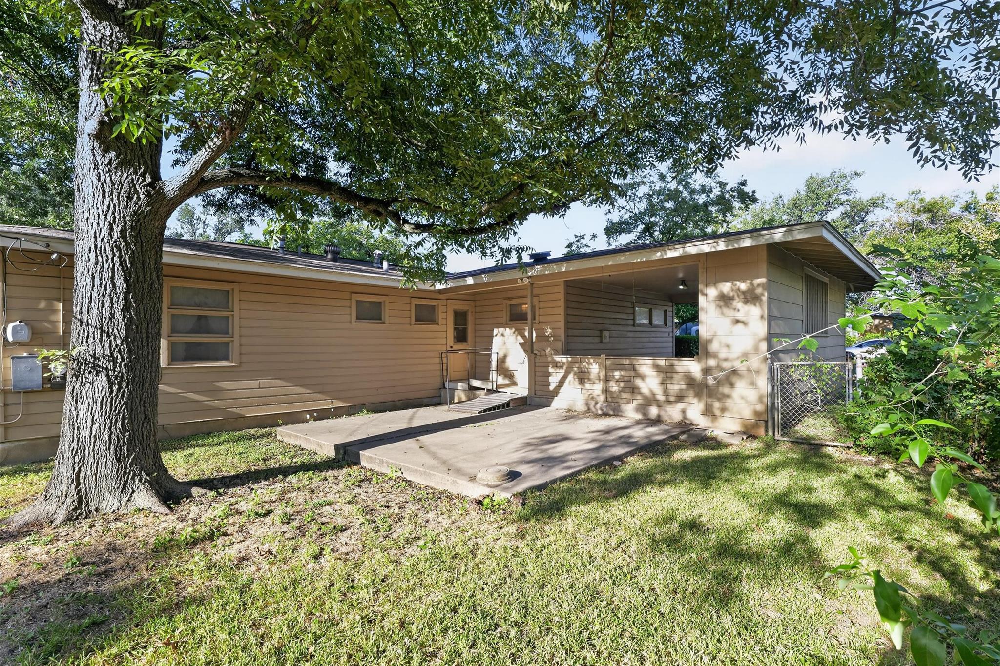 4809 Westfield DR