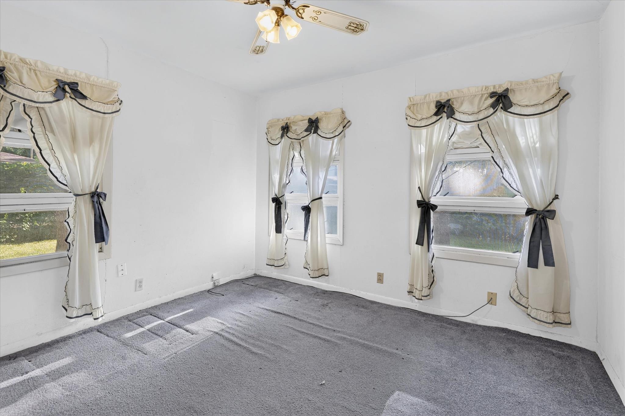 4809 Westfield DR