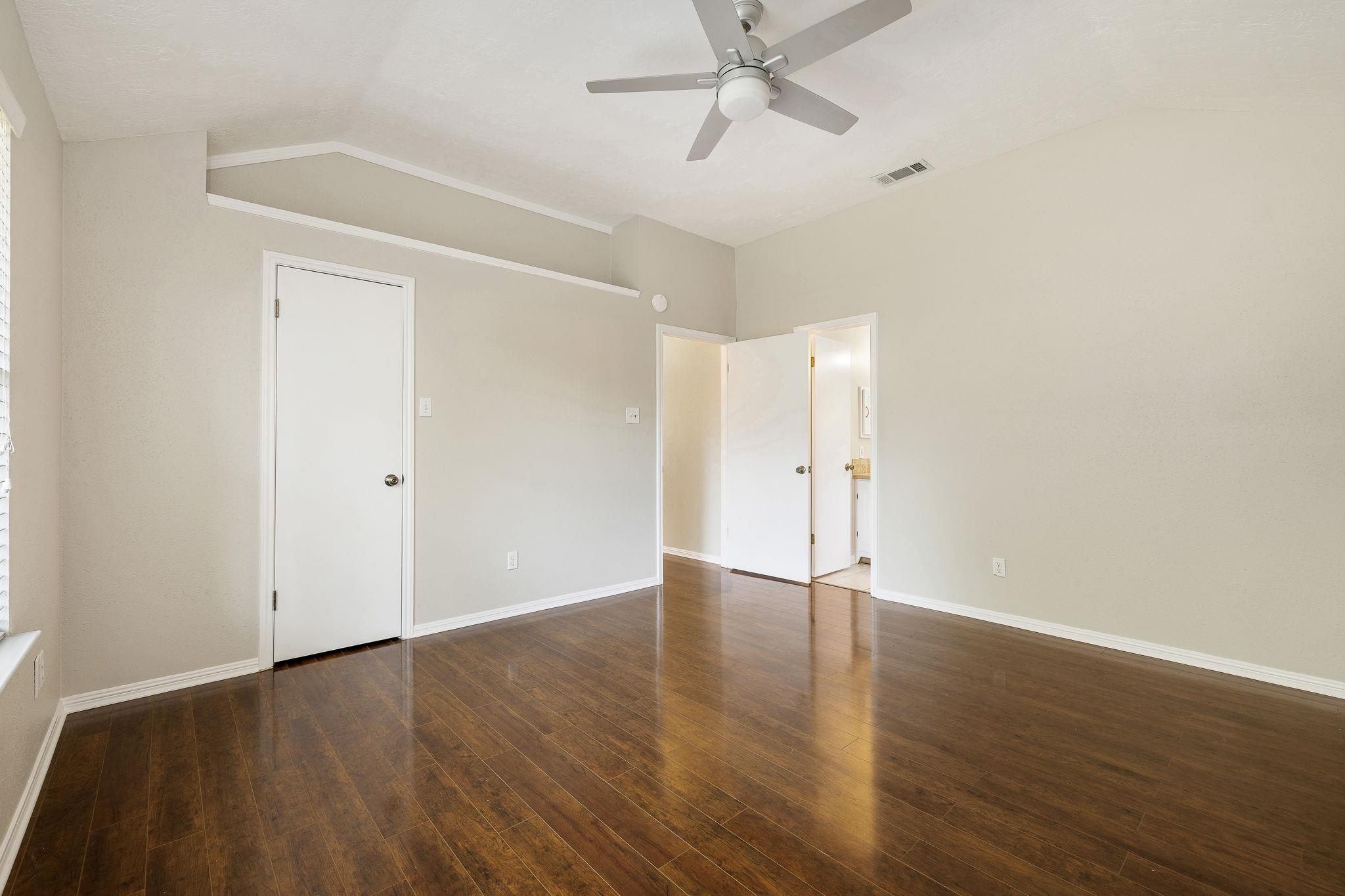 1507 Quail Run RD