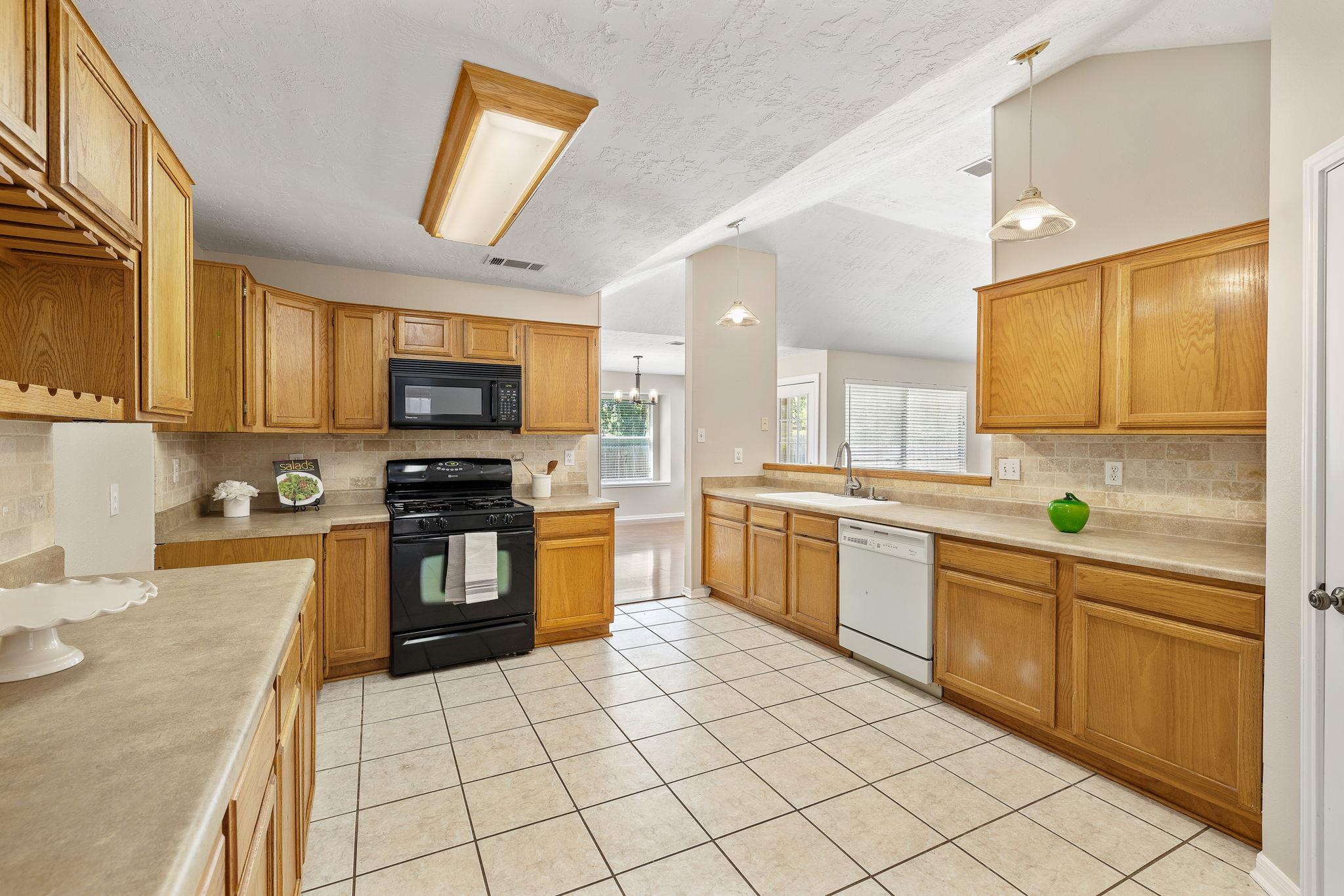 1507 Quail Run RD