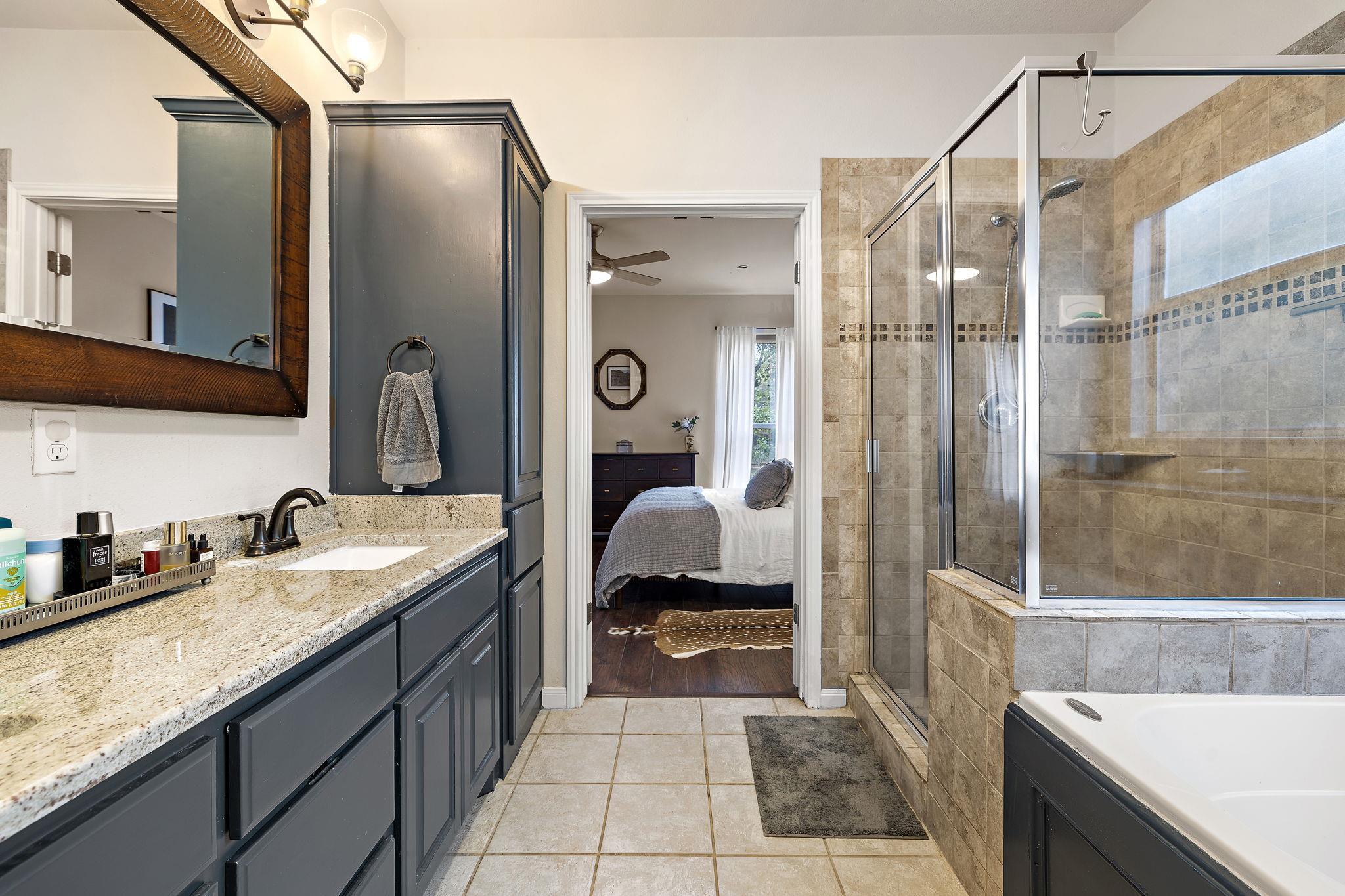 11001 River Plantation DR