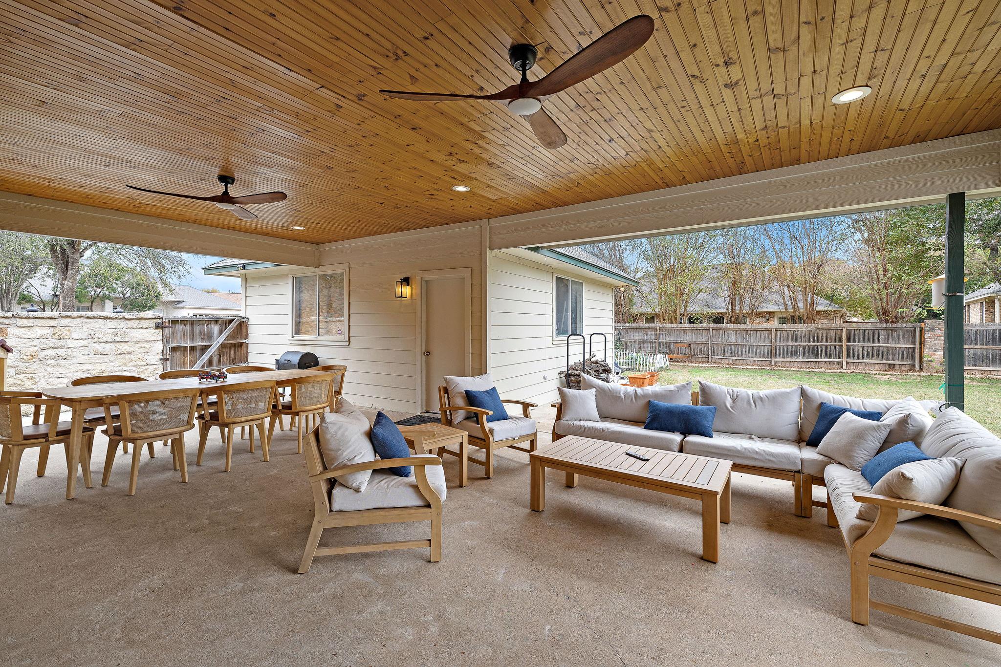 11001 River Plantation DR