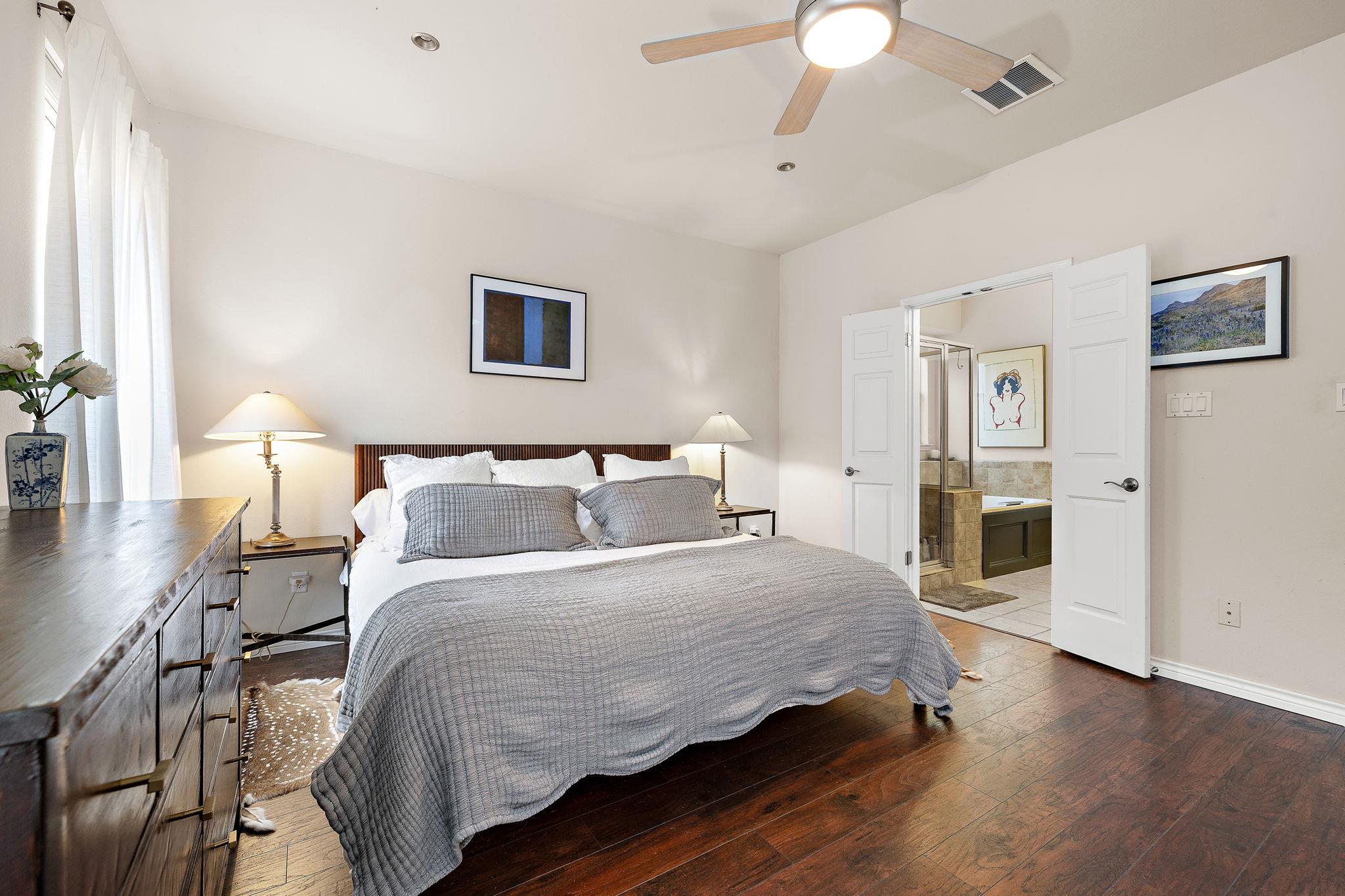 11001 River Plantation DR