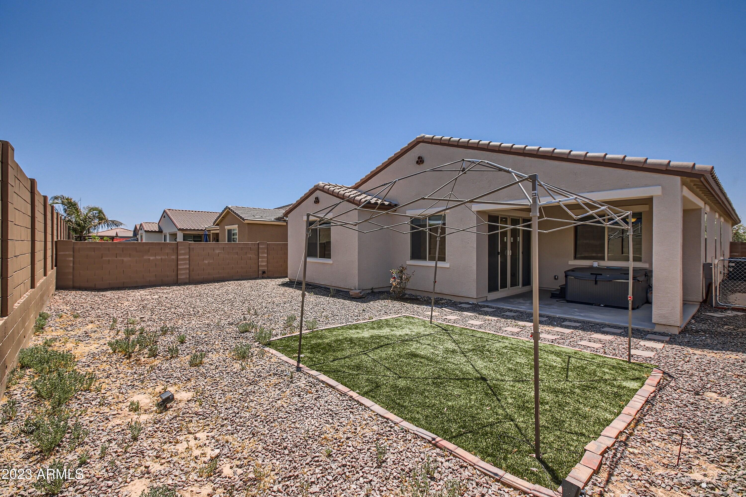 16264 W Poinsettia Drive
