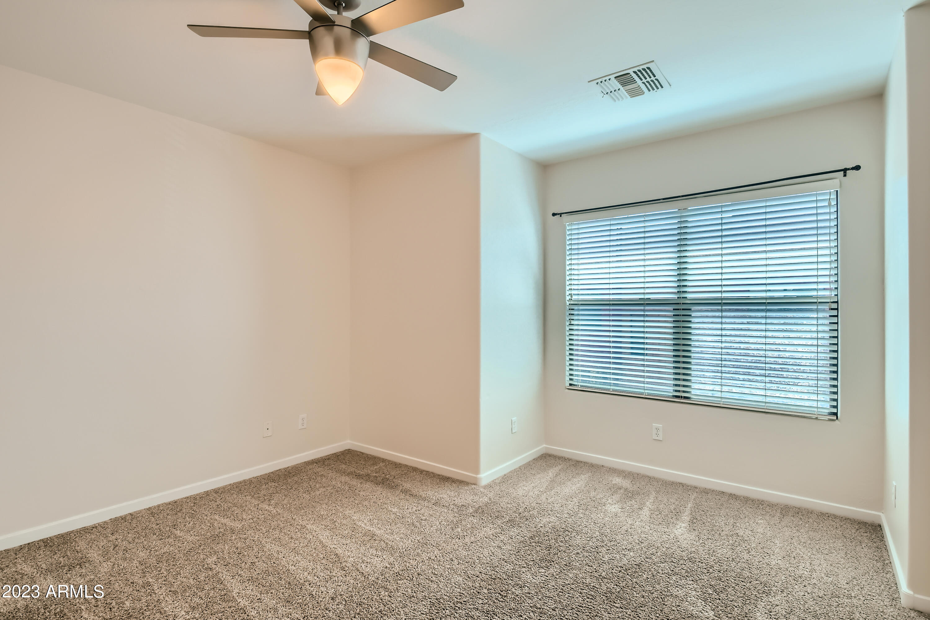 330 S FARMER Avenue, 129