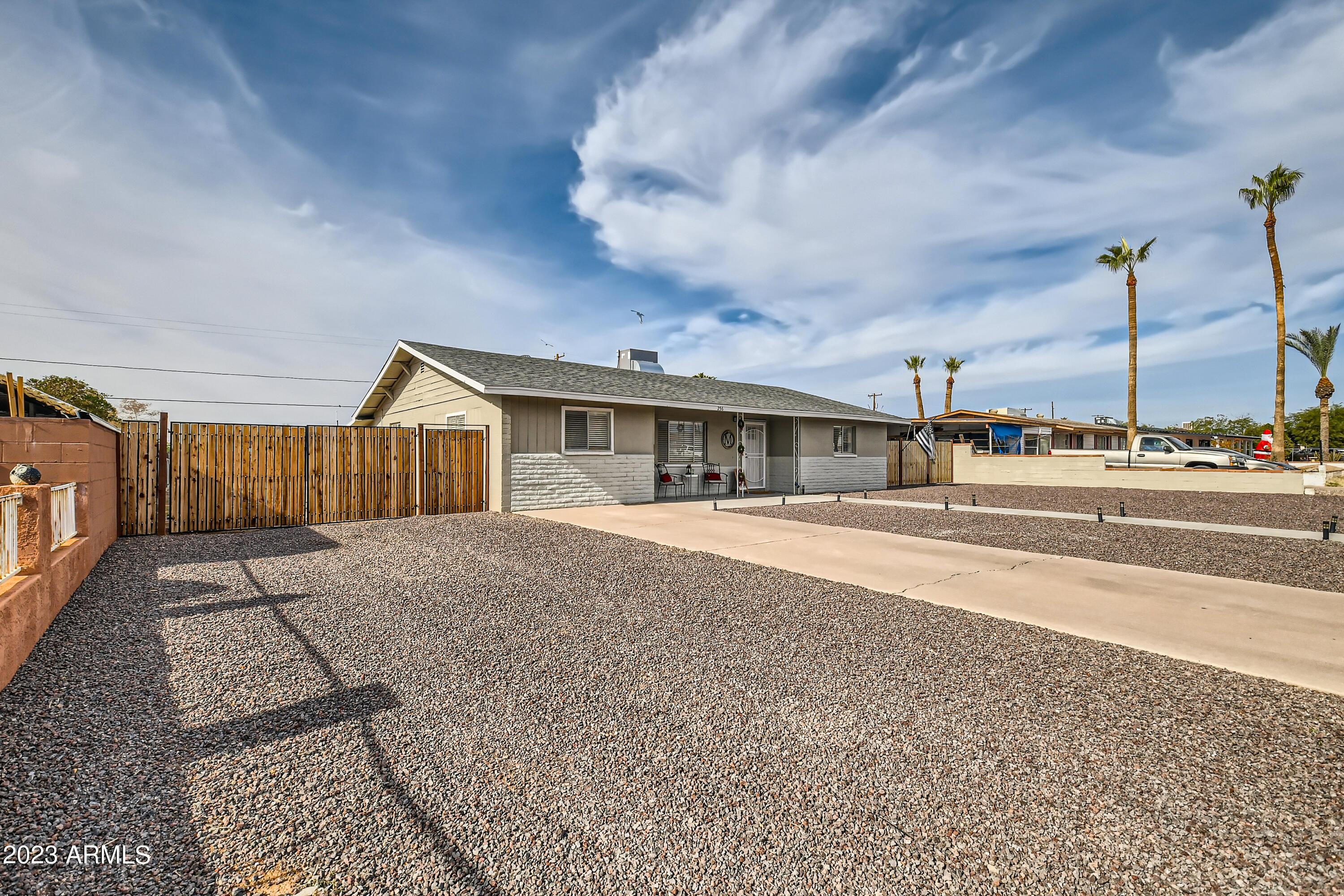 256 N 85TH Place