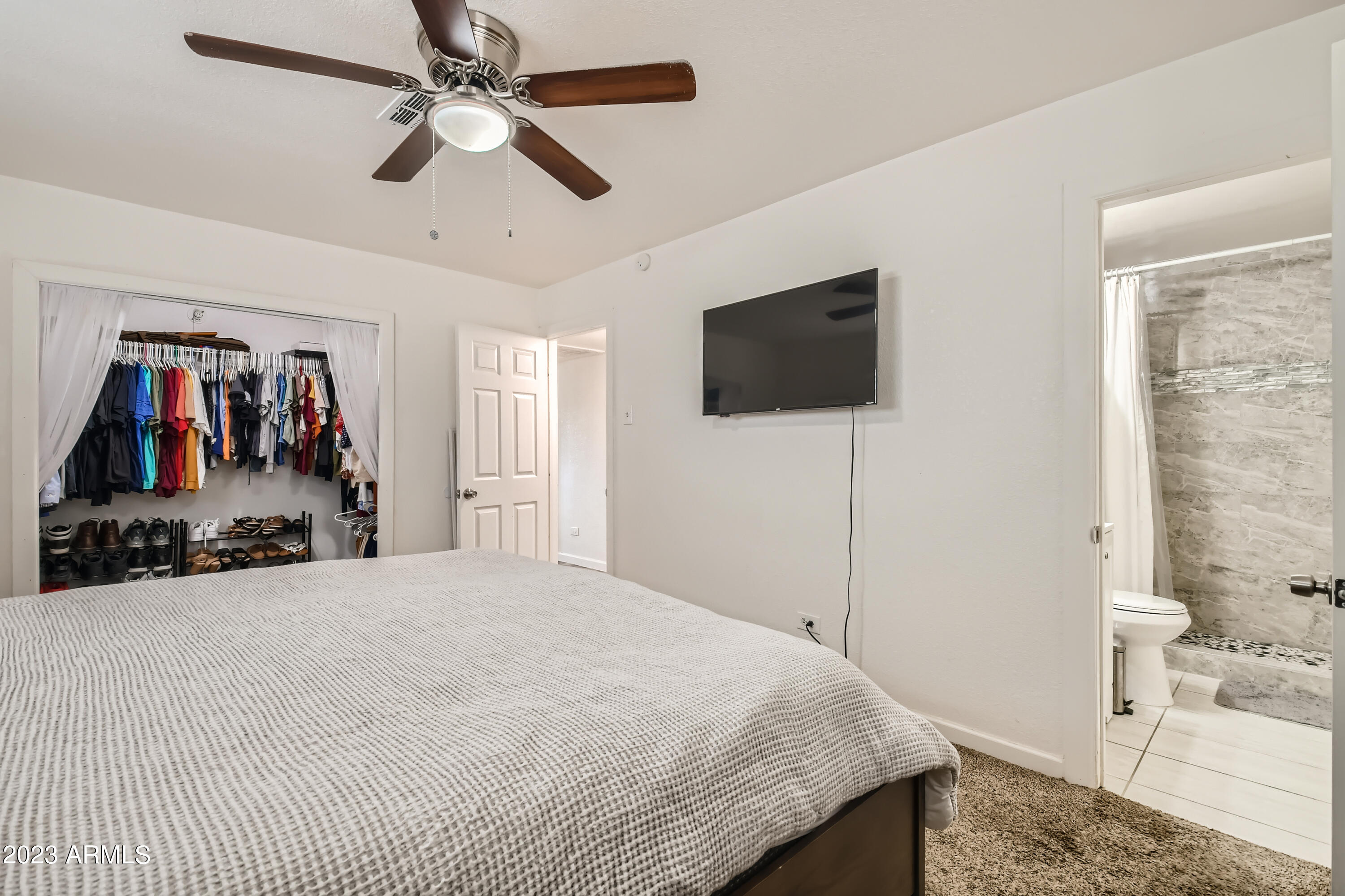 256 N 85TH Place