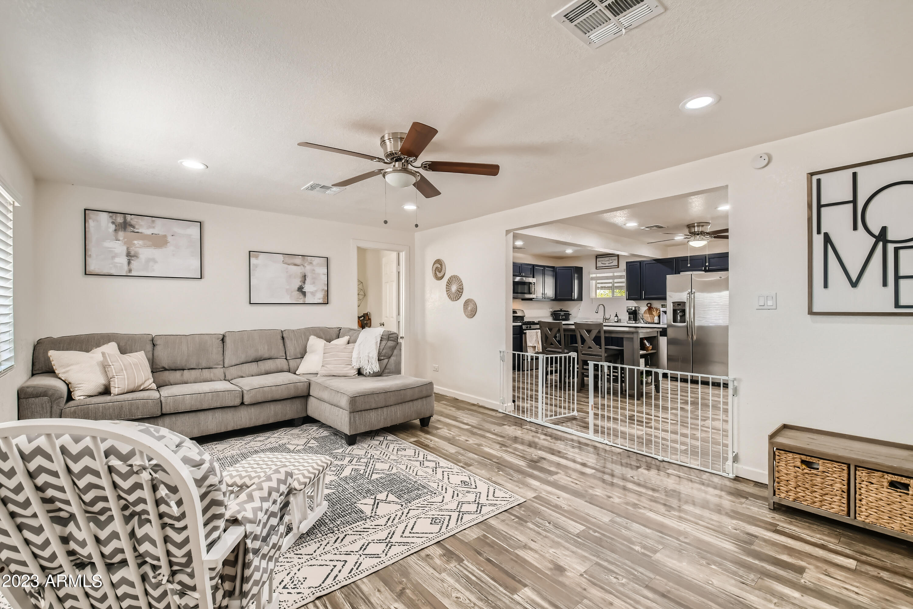 256 N 85TH Place
