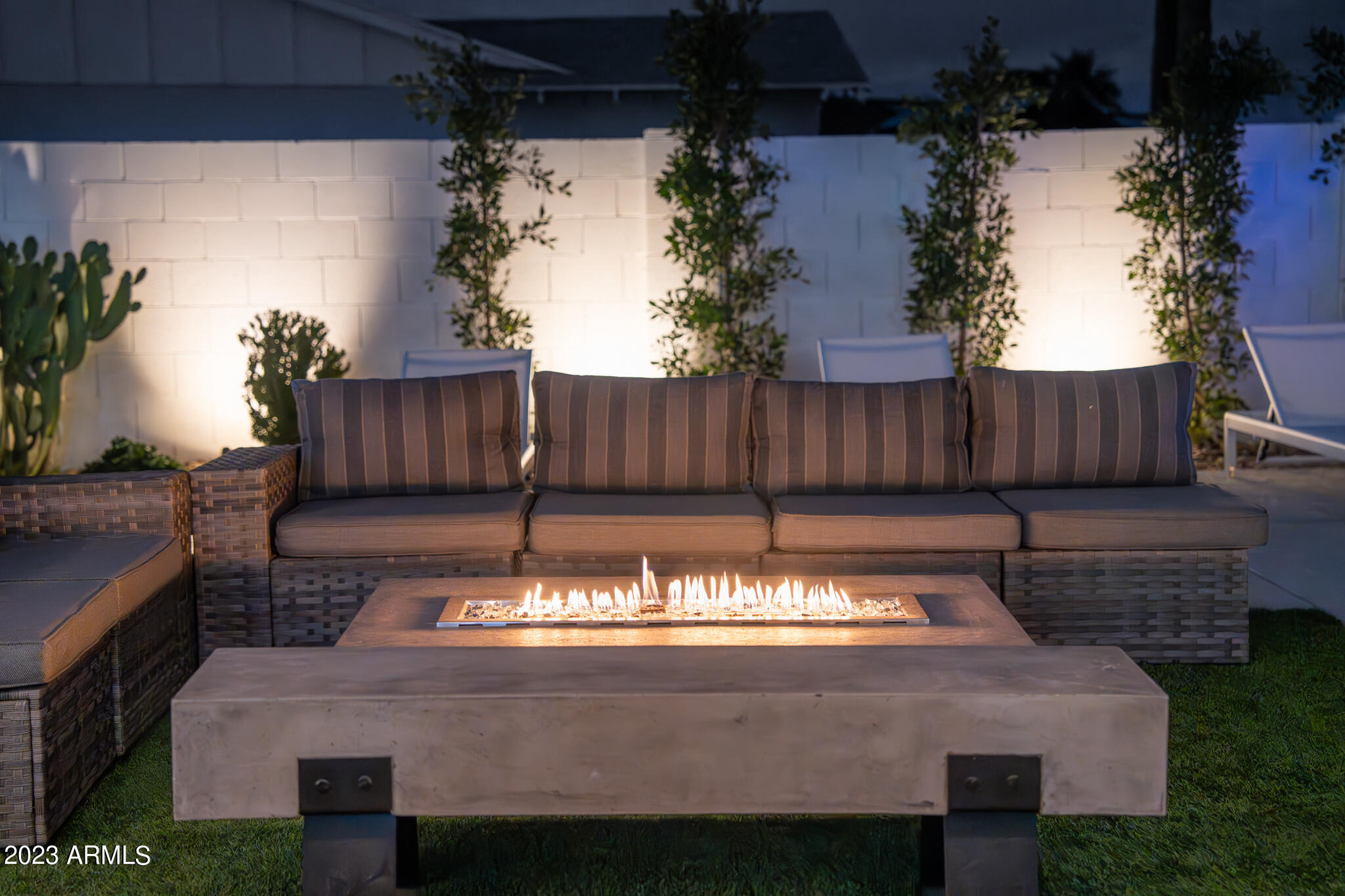 8264 E CYPRESS Street