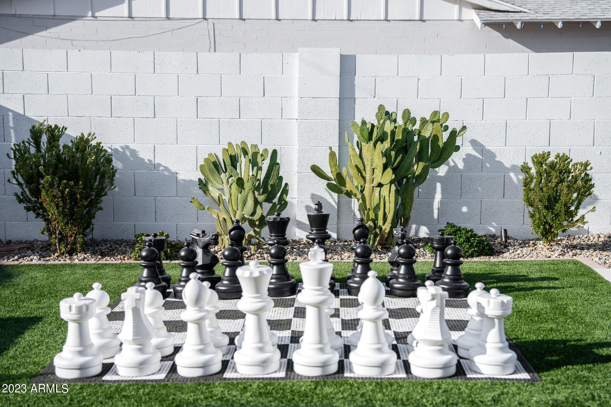 8264 E CYPRESS Street