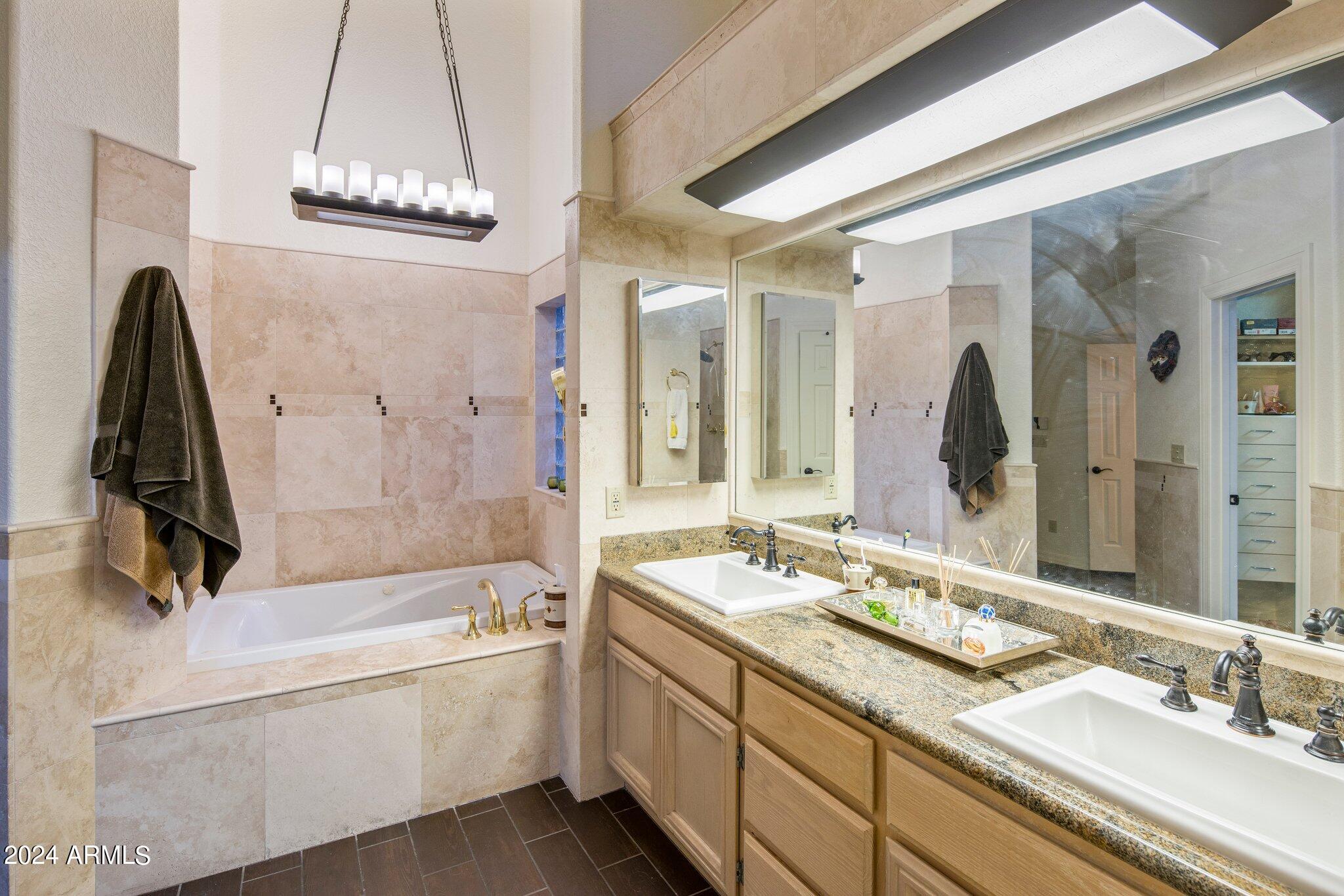 1321 E MARCONI Avenue