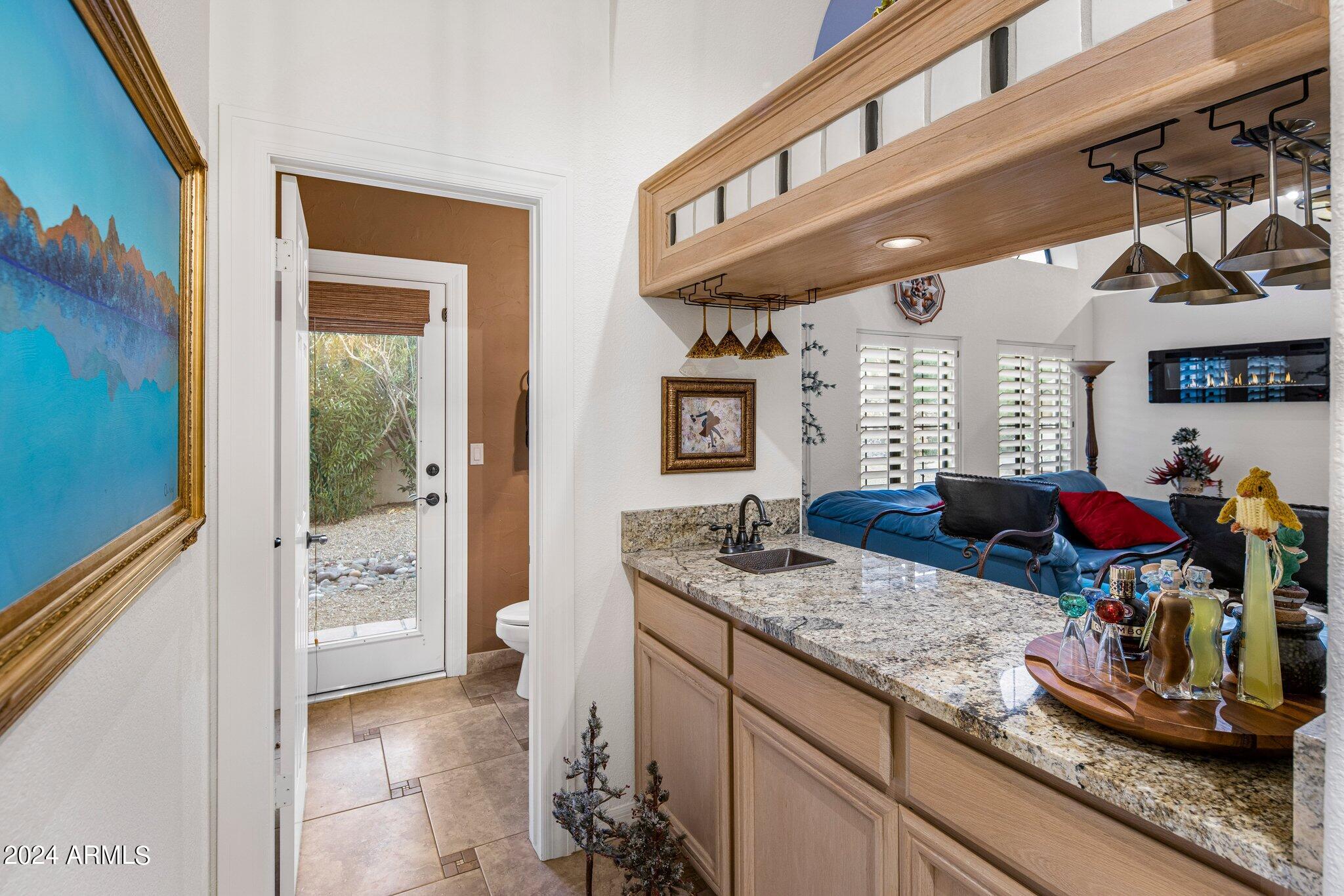 1321 E MARCONI Avenue