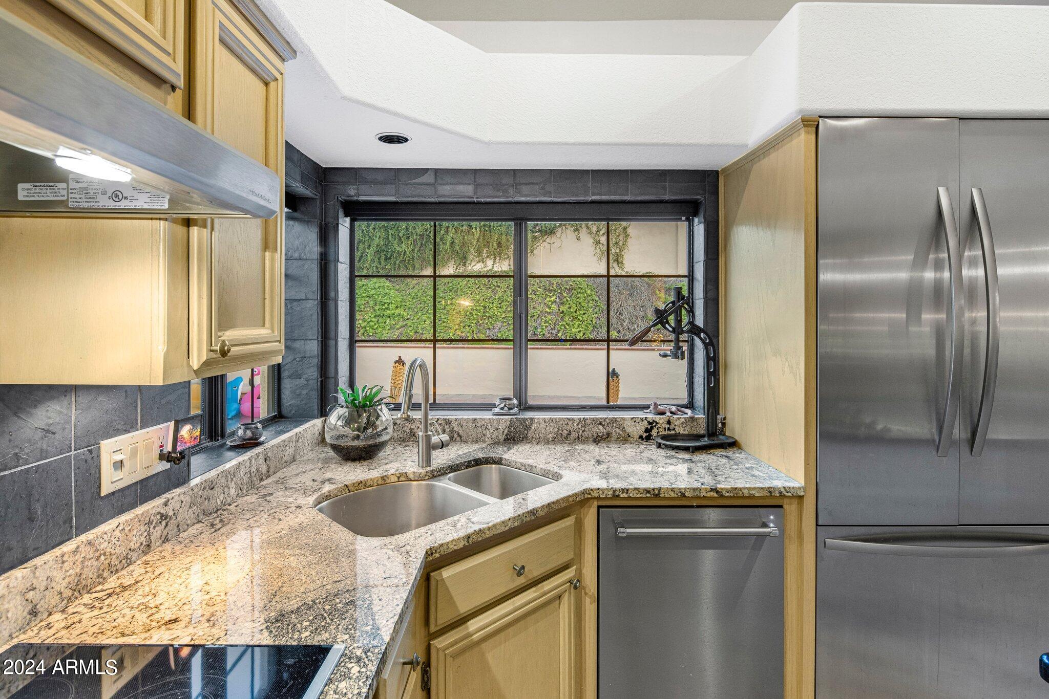 1321 E MARCONI Avenue