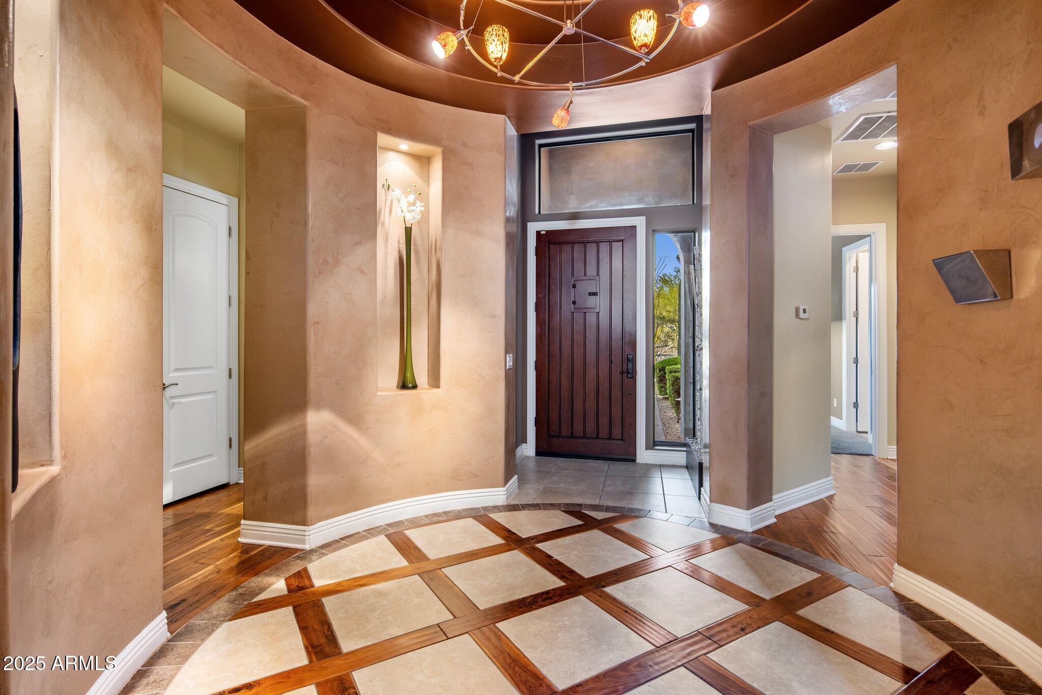 9887 E EDGESTONE Drive