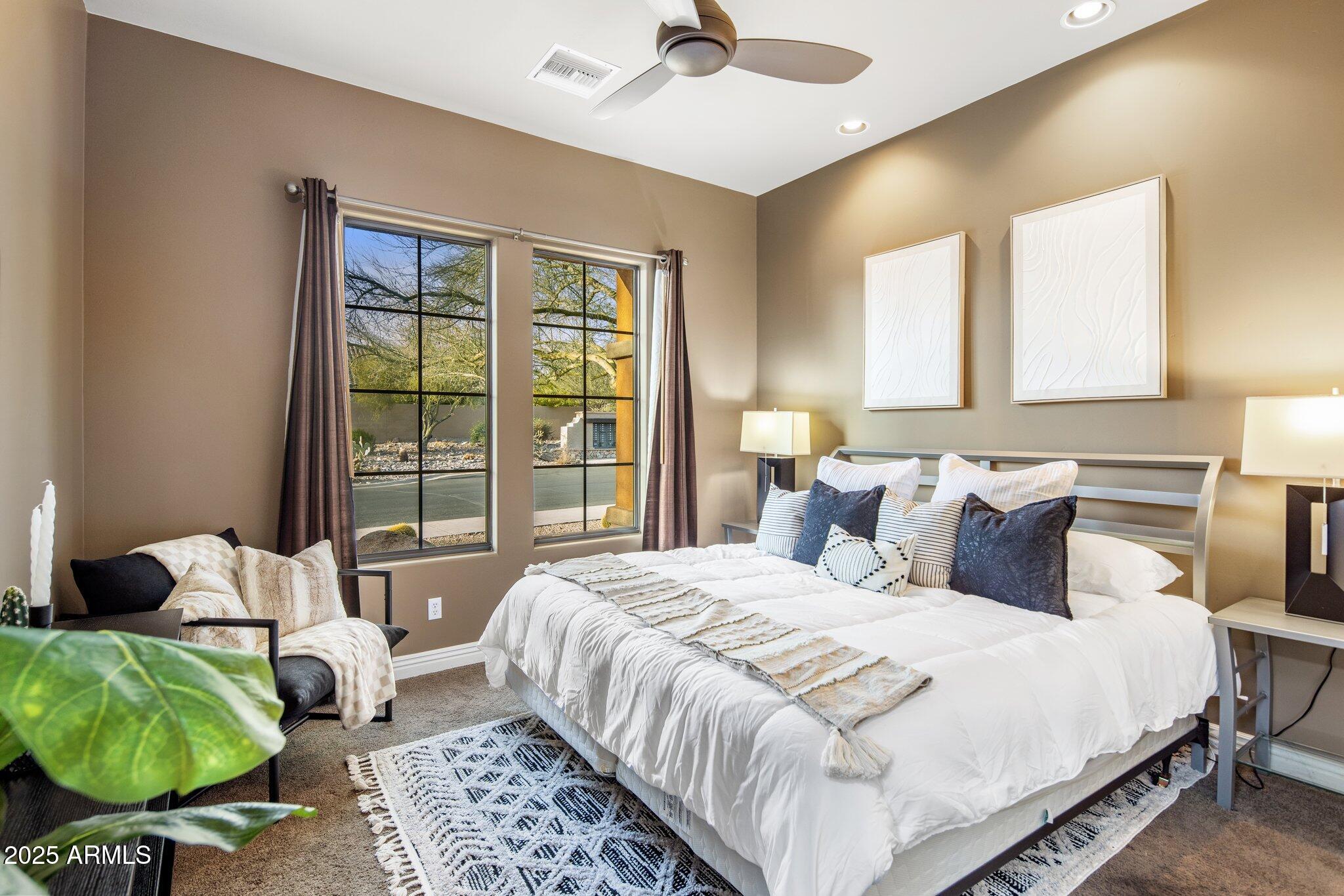 9887 E EDGESTONE Drive