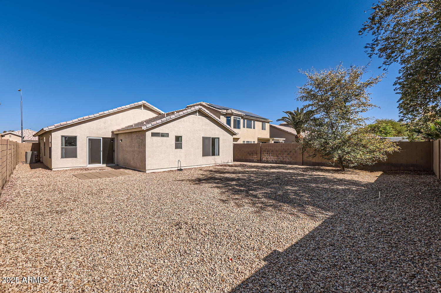 11201 W ELM Lane