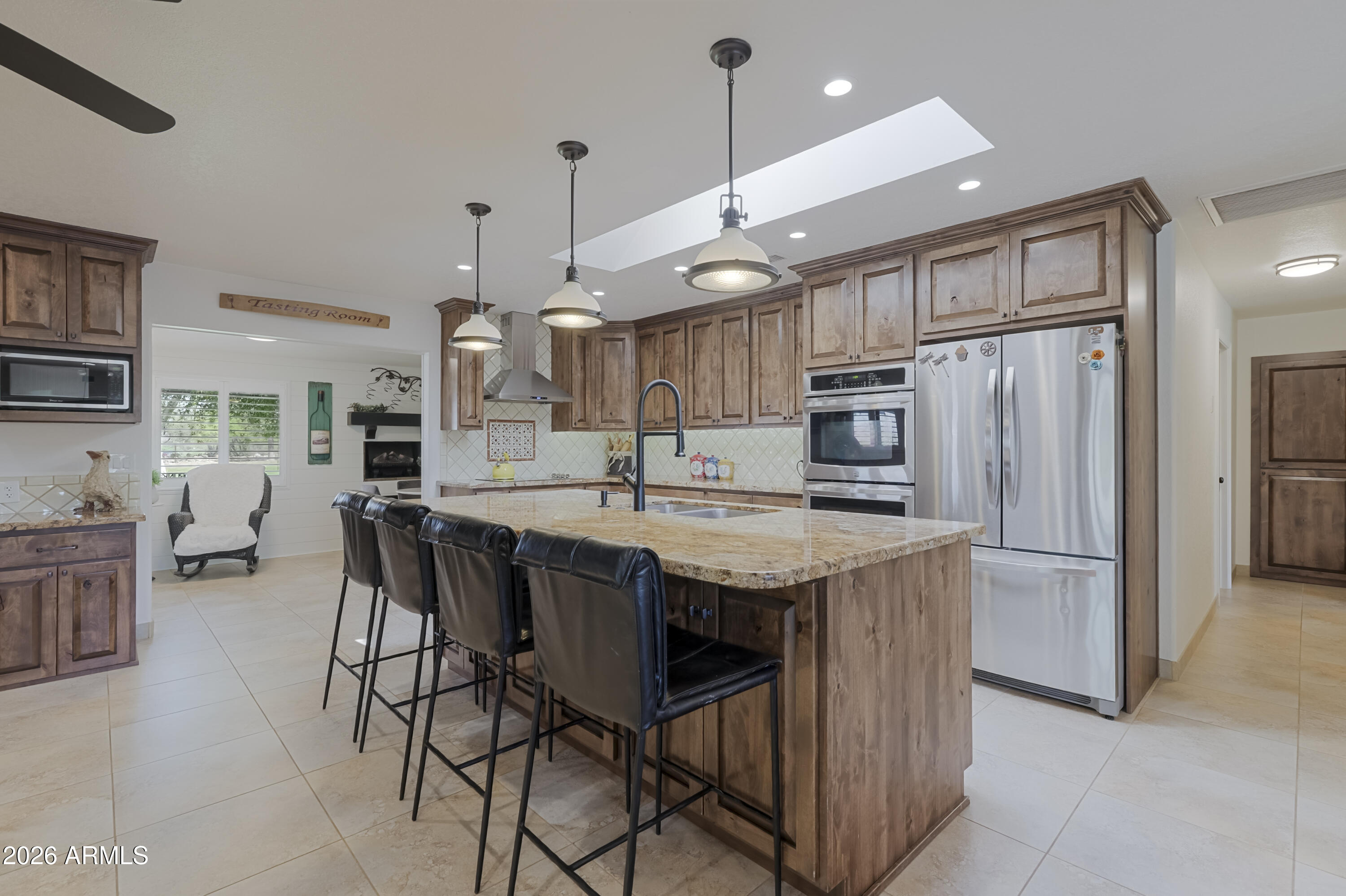 10640 E WILLOW Drive