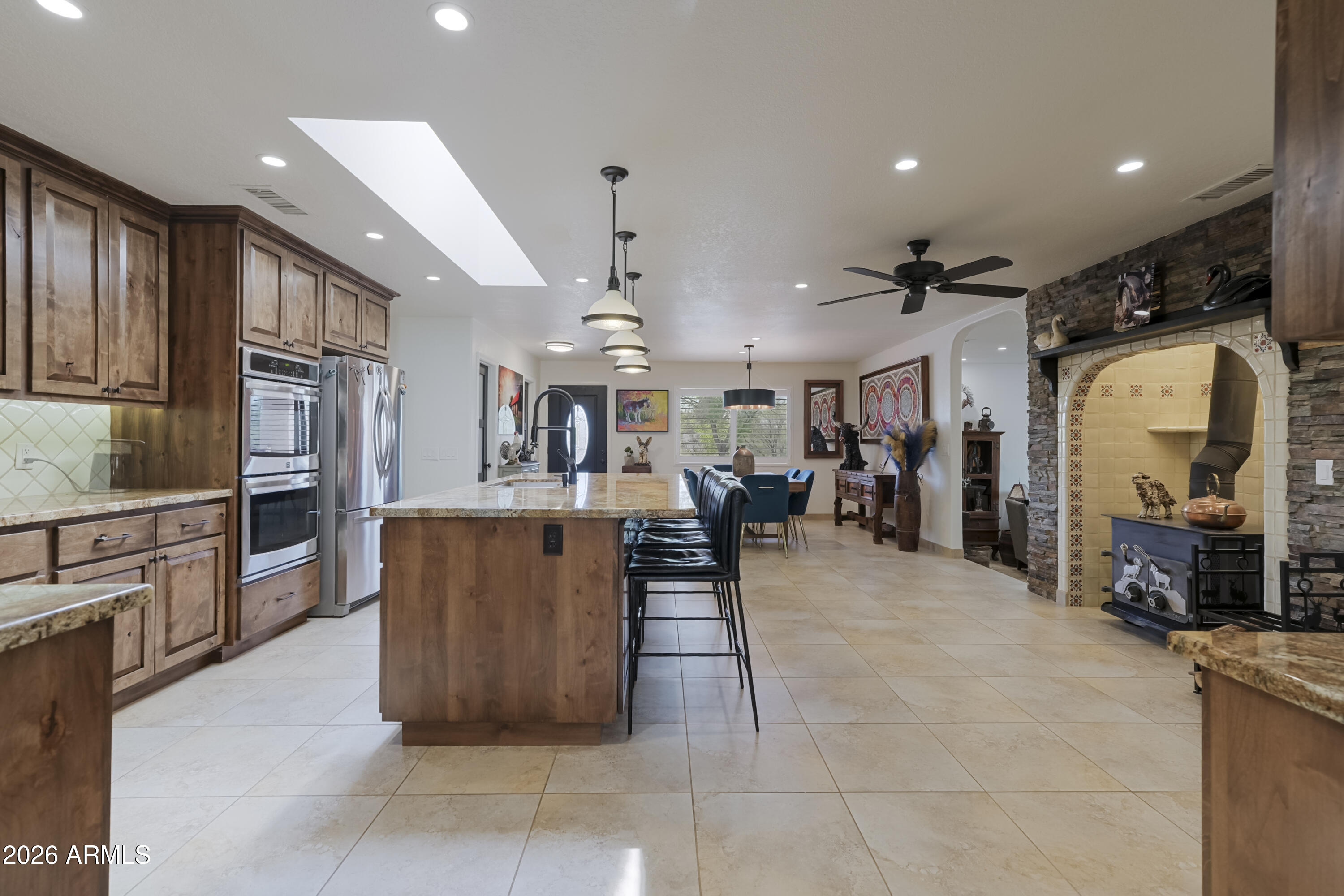 10640 E WILLOW Drive