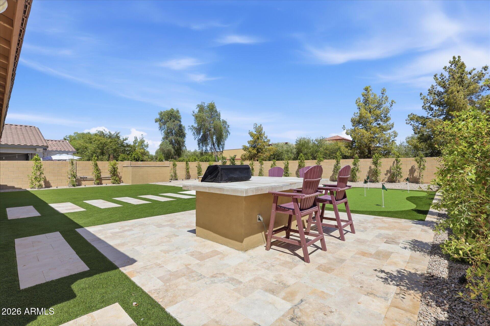 3108 E RIDGEWOOD Lane