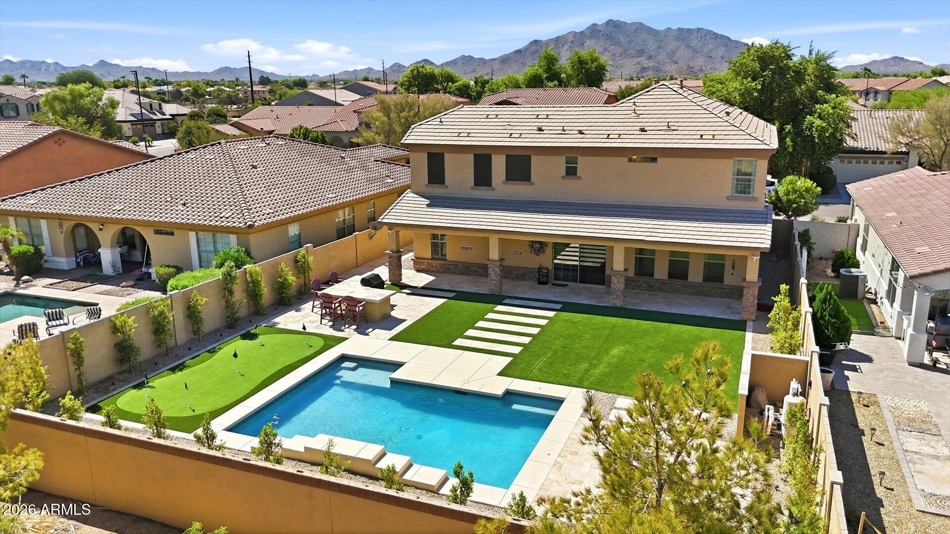 3108 E RIDGEWOOD Lane