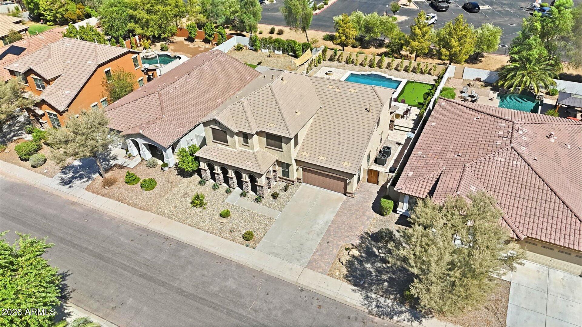 3108 E RIDGEWOOD Lane