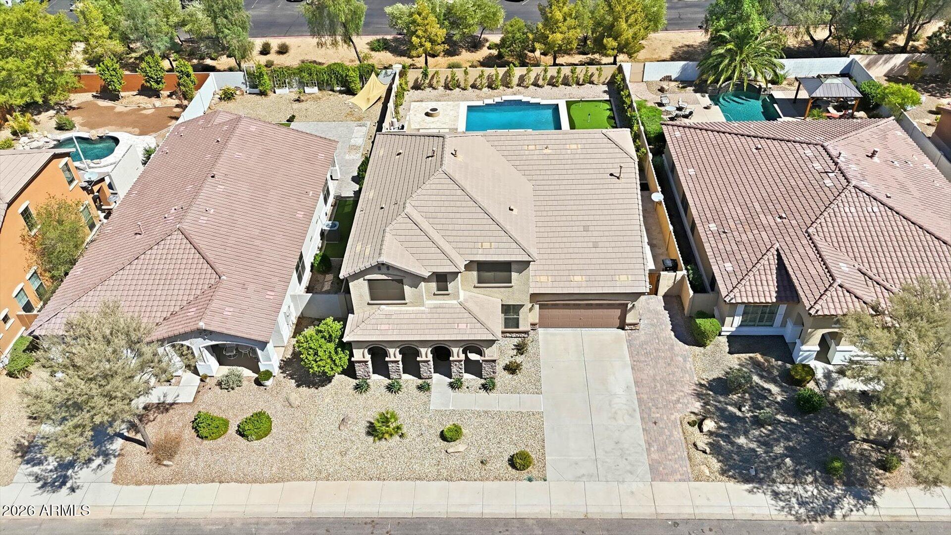 3108 E RIDGEWOOD Lane