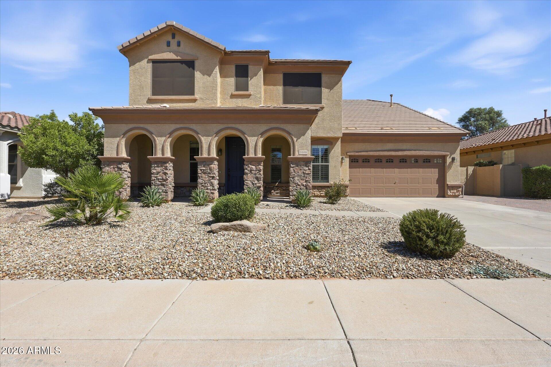 3108 E RIDGEWOOD Lane