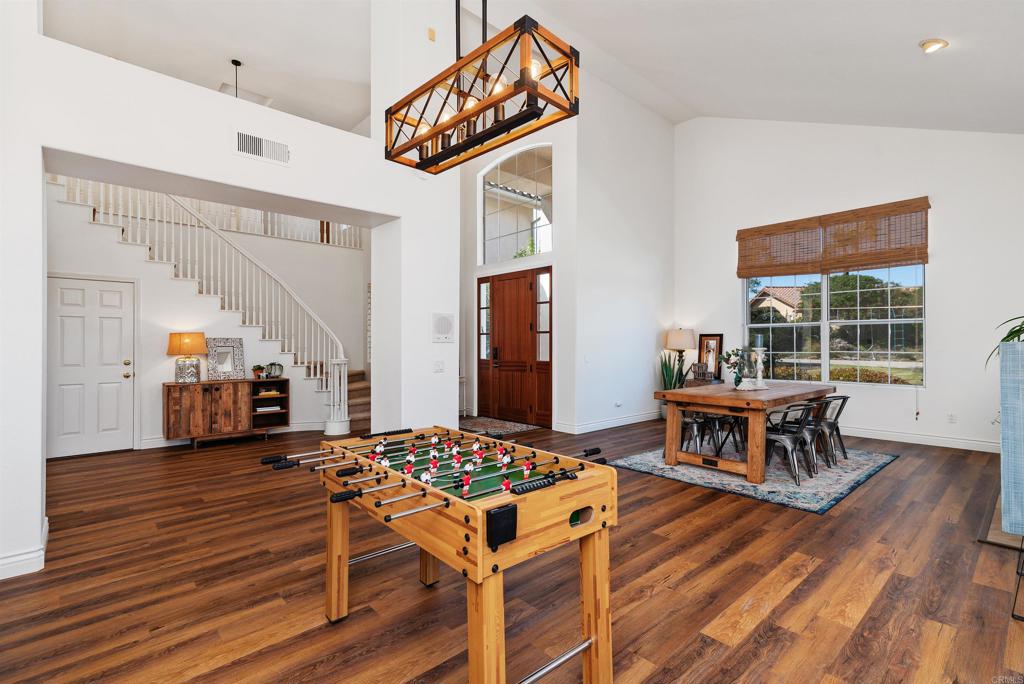 2034 Ridgecrest Place