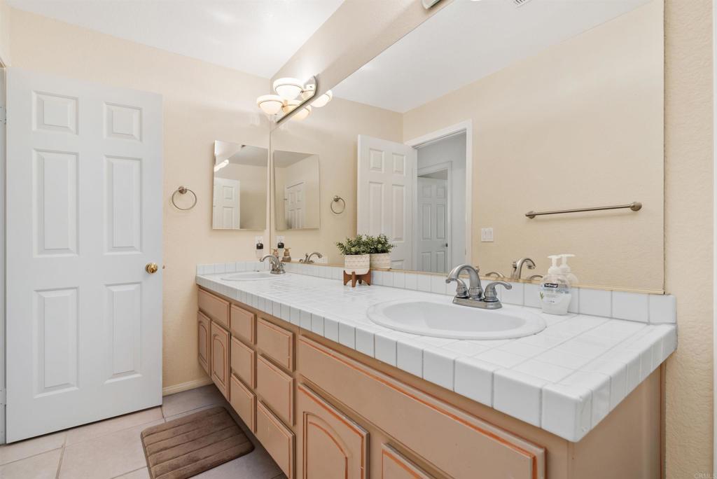 2034 Ridgecrest Place