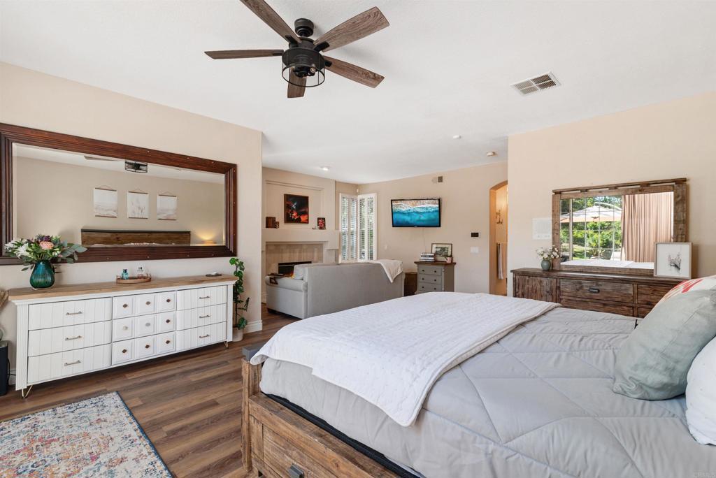 2034 Ridgecrest Place