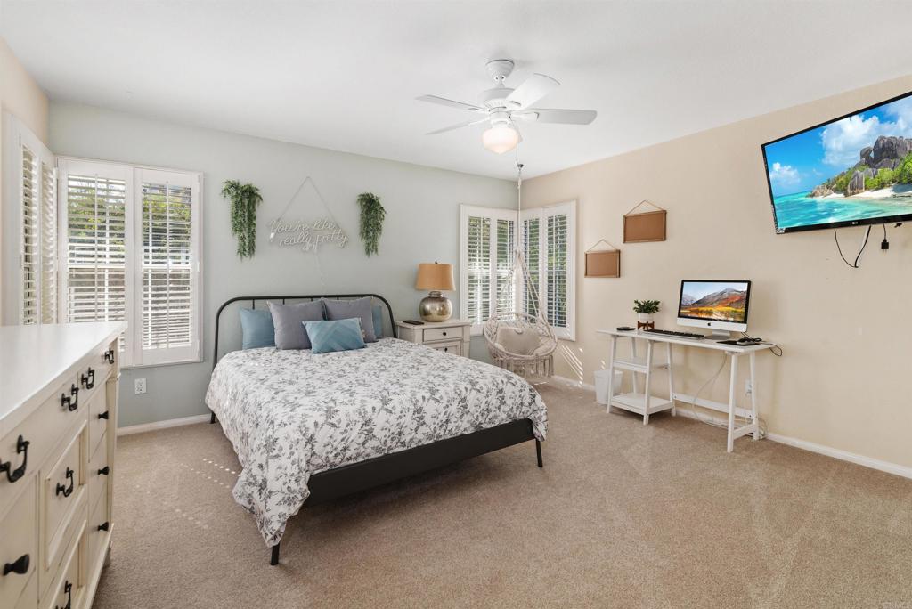 2034 Ridgecrest Place