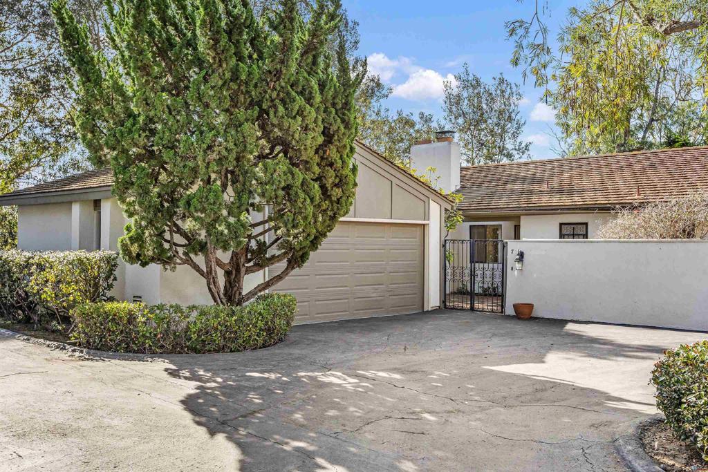 16902 Via De Santa Fe 7