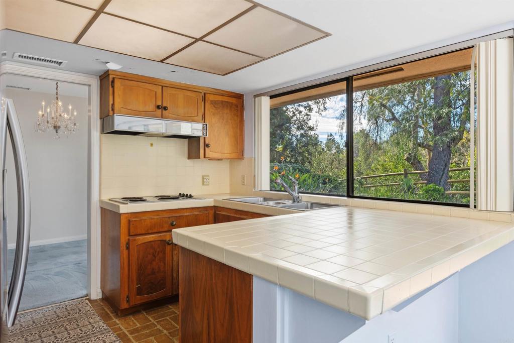 16902 Via De Santa Fe 7