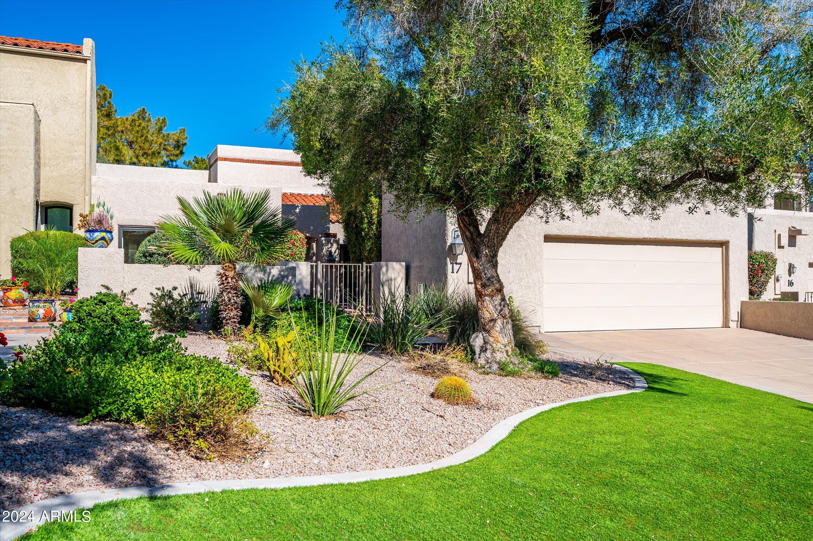 2626 E ARIZONA BILTMORE Circle, 17