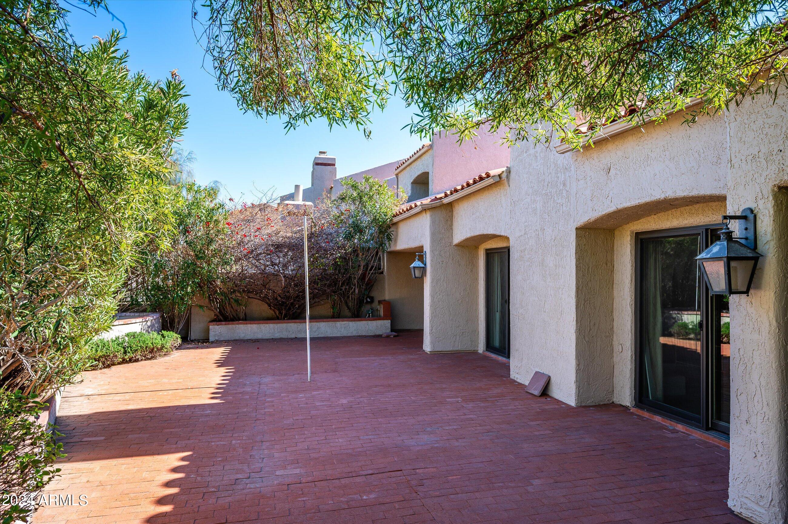 2626 E ARIZONA BILTMORE Circle, 17