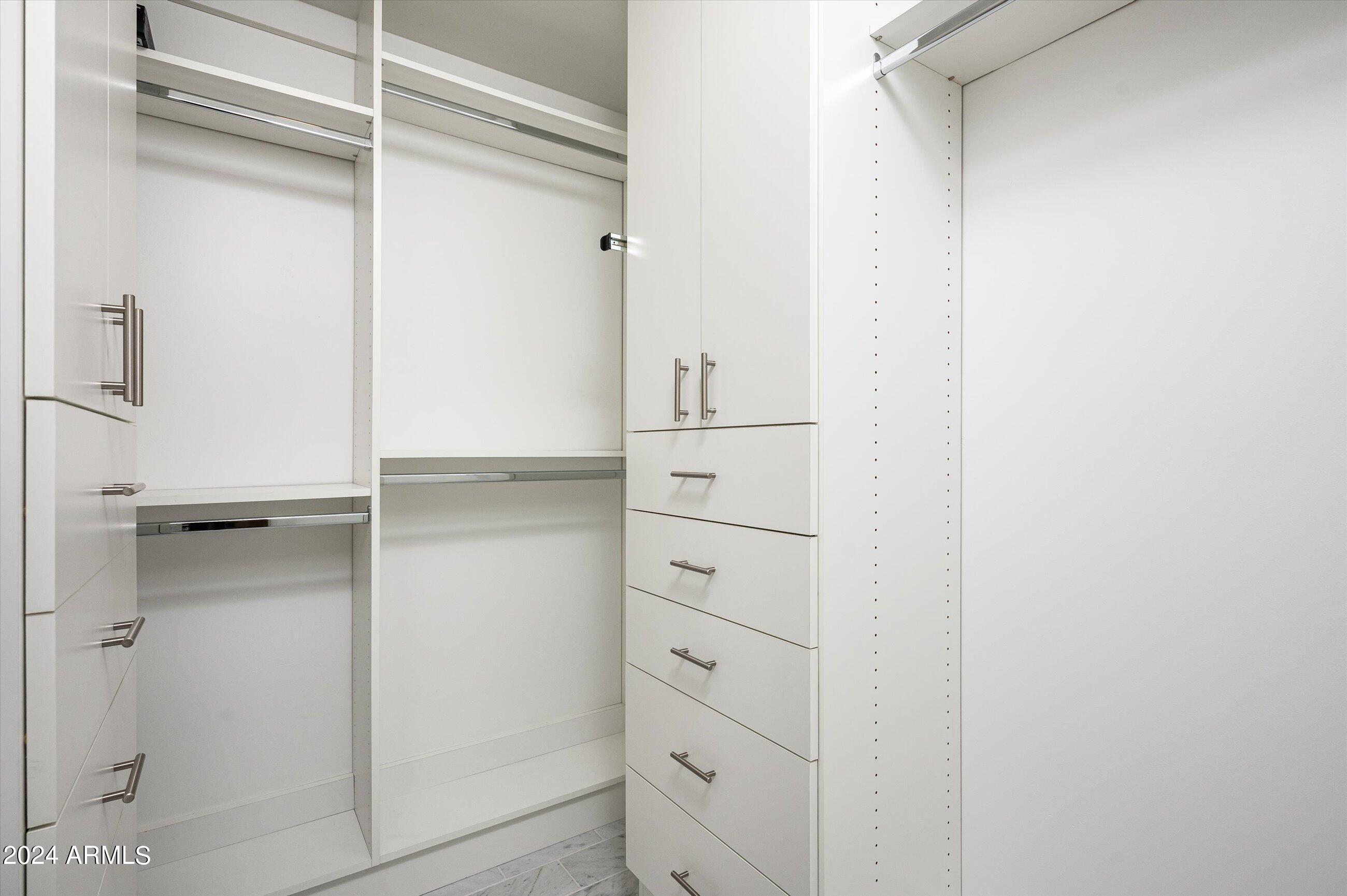 2626 E ARIZONA BILTMORE Circle, 17