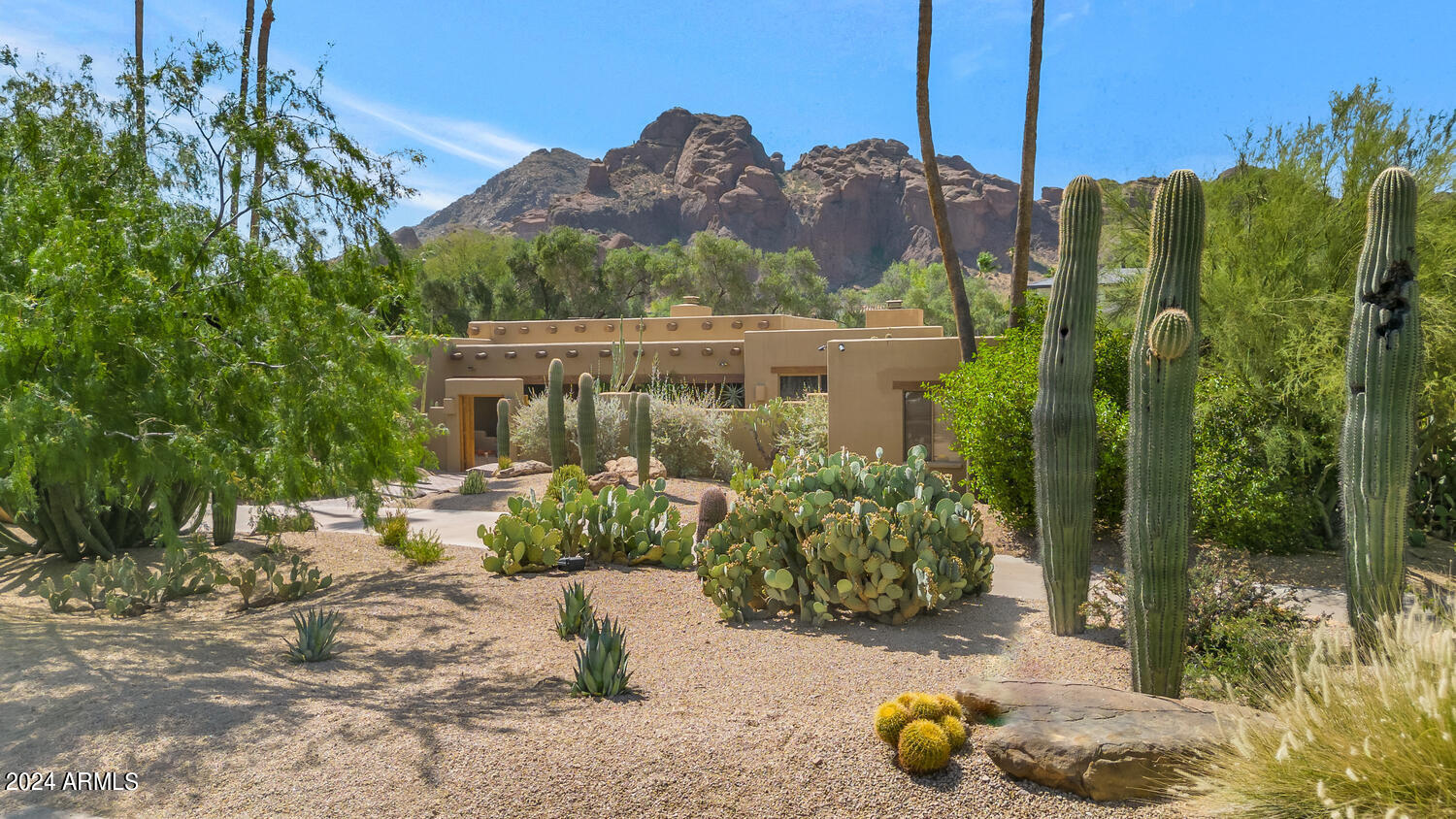 4745 E VALLEY VISTA Lane